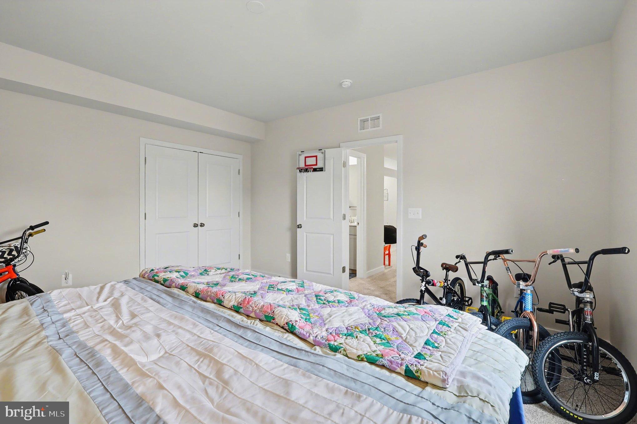 CLEVENGER CORNER VILLAGE - Residential