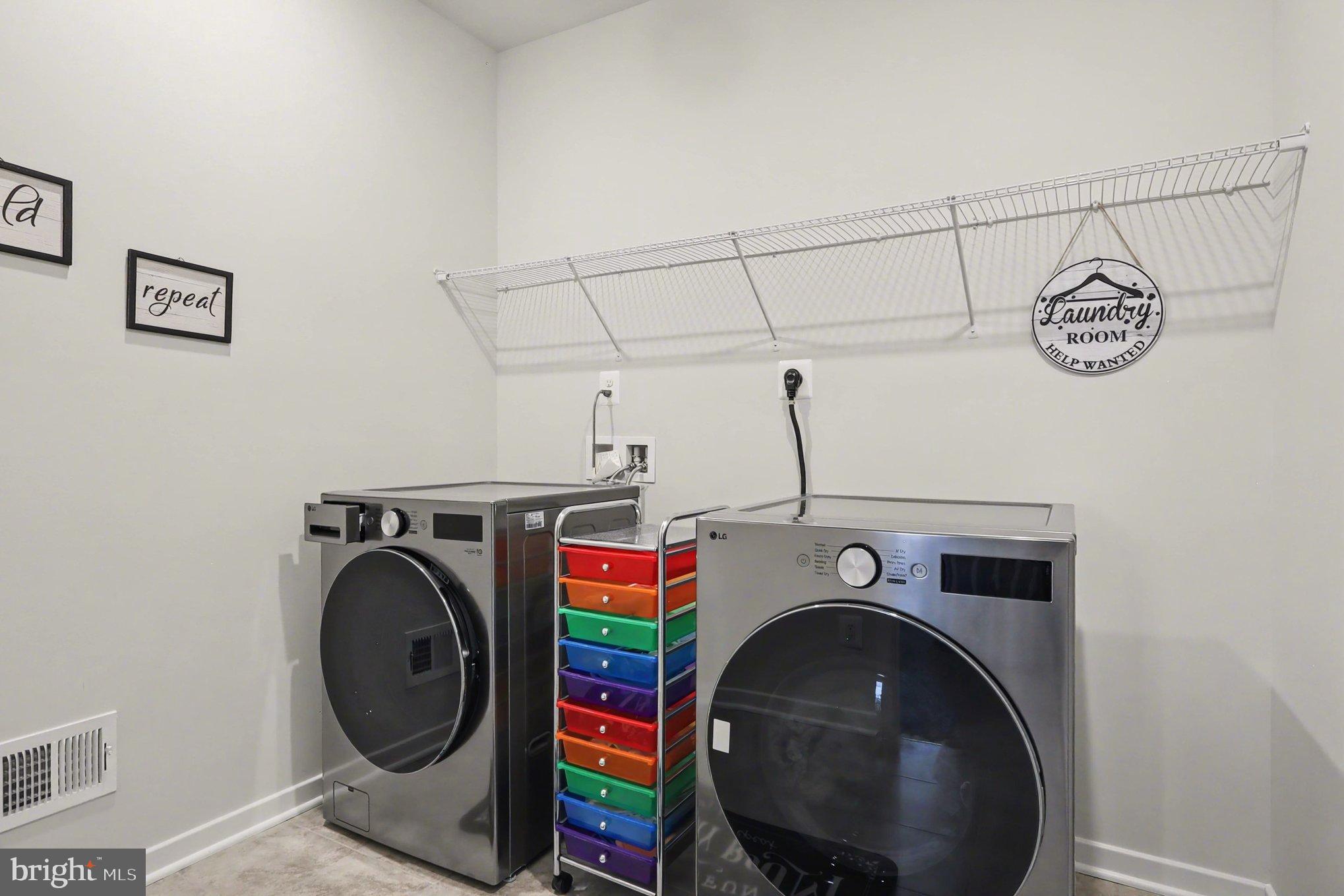 CLEVENGER CORNER VILLAGE - Residential