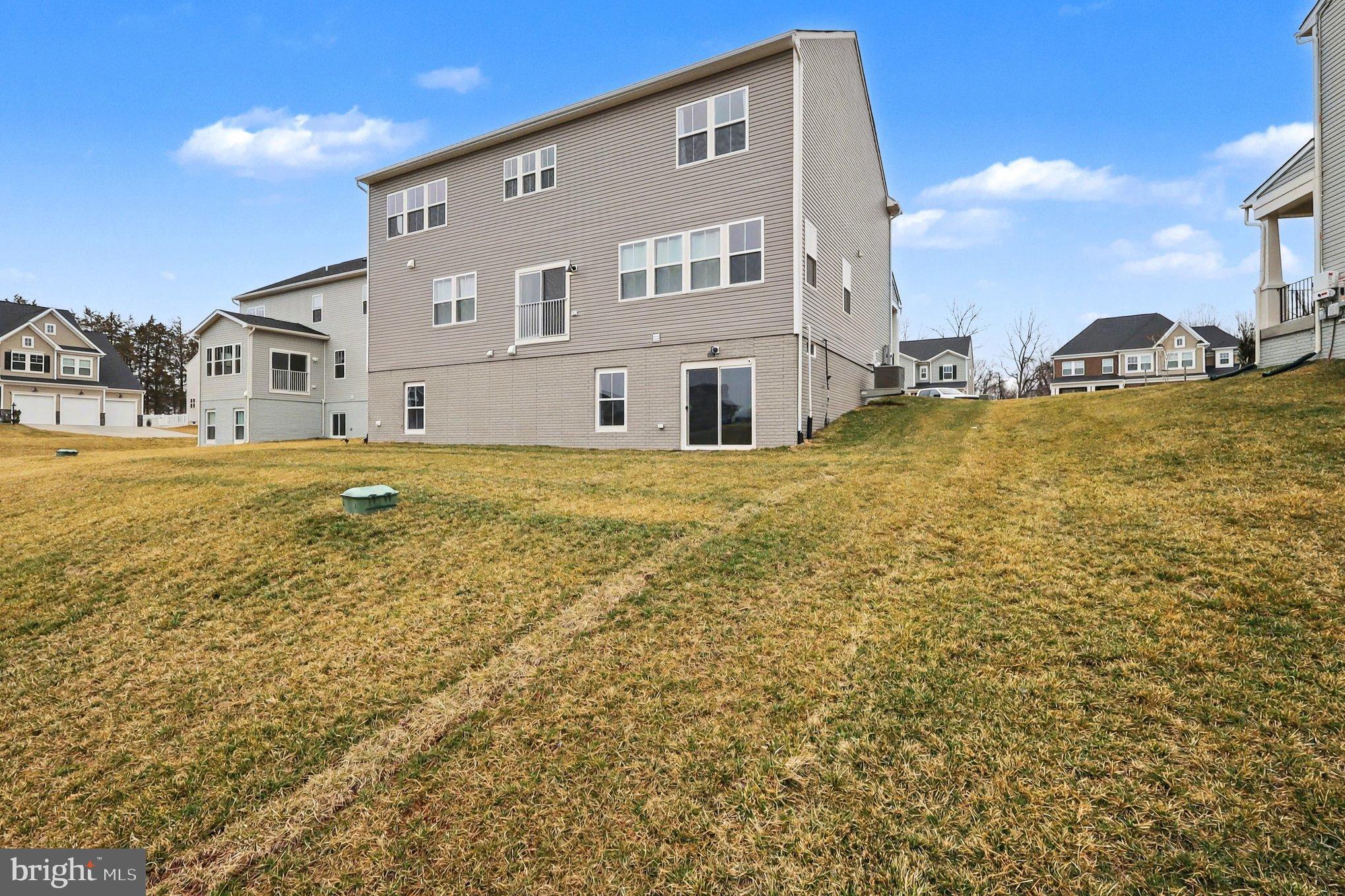 CLEVENGER CORNER VILLAGE - Residential