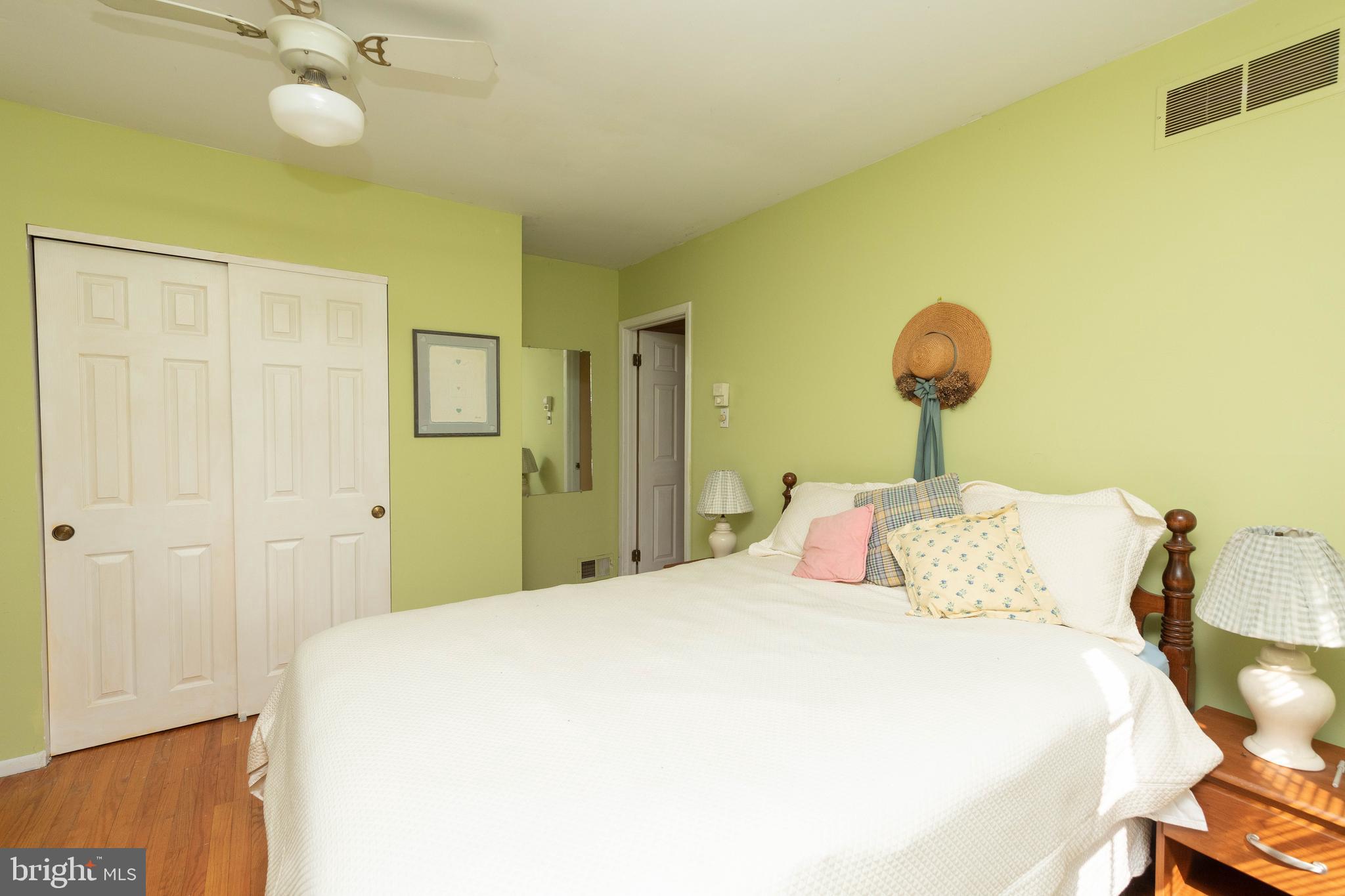 GLEN VIEW PARK - Residential