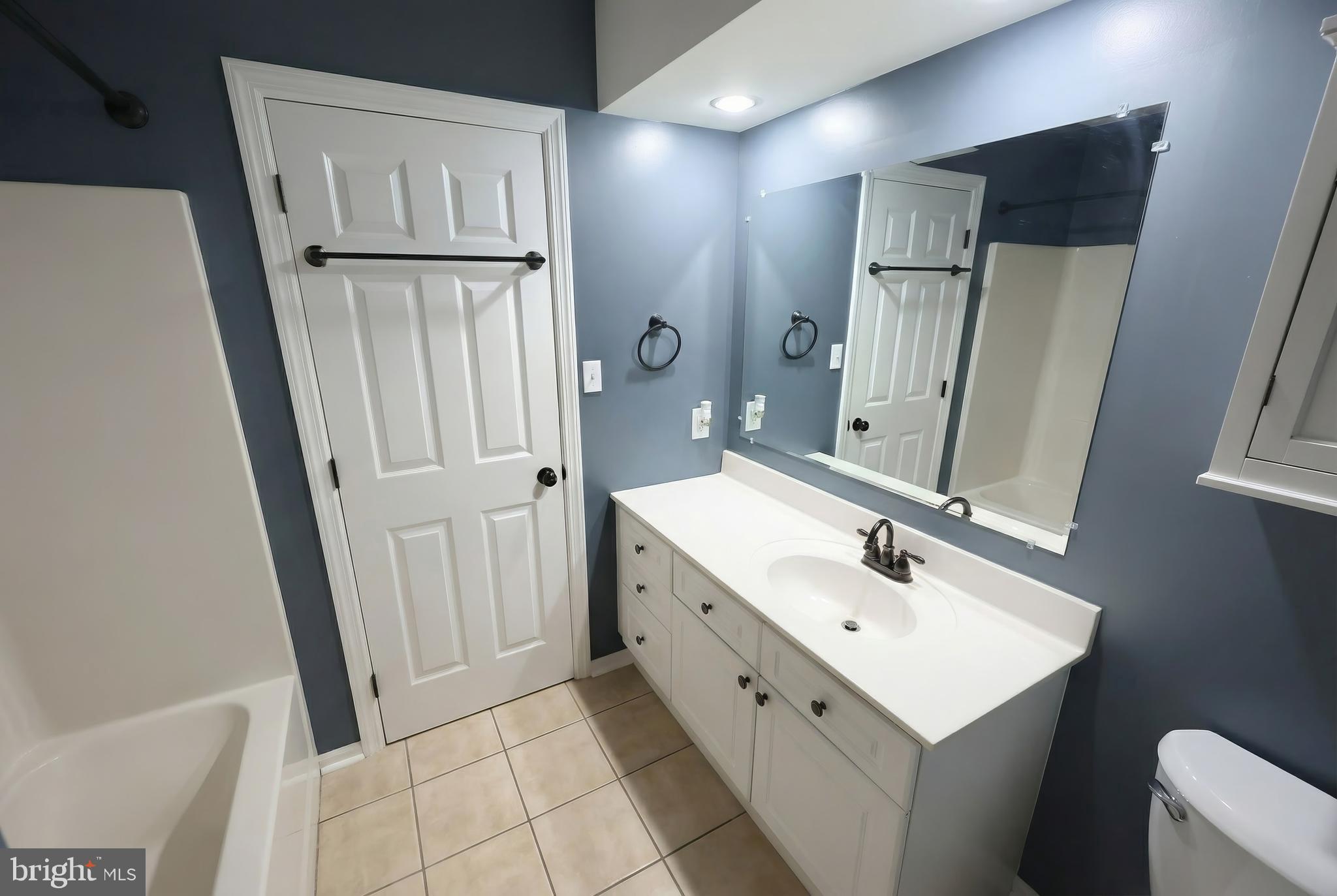 ASHLEY FARMS - Residential