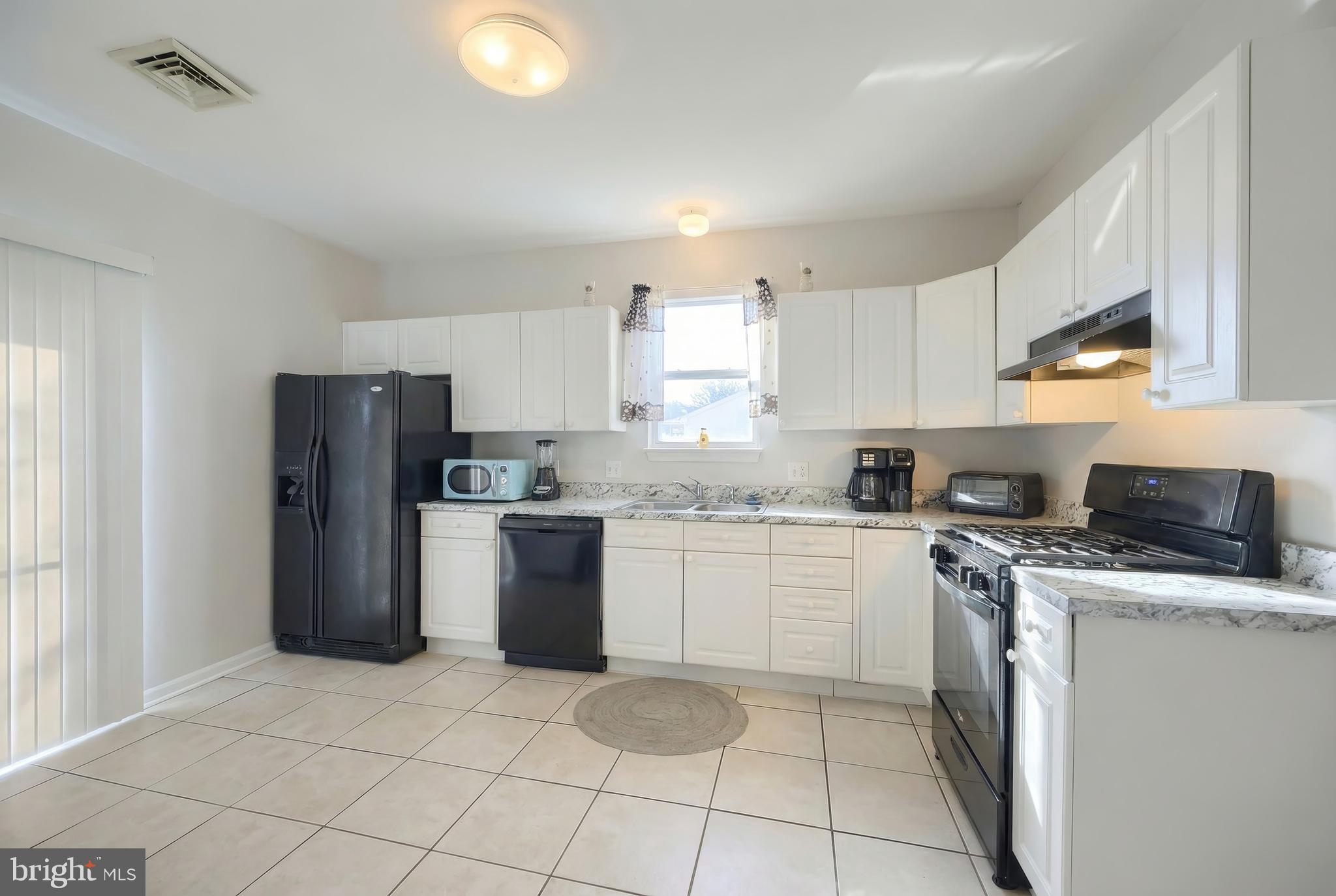 ASHLEY FARMS - Residential