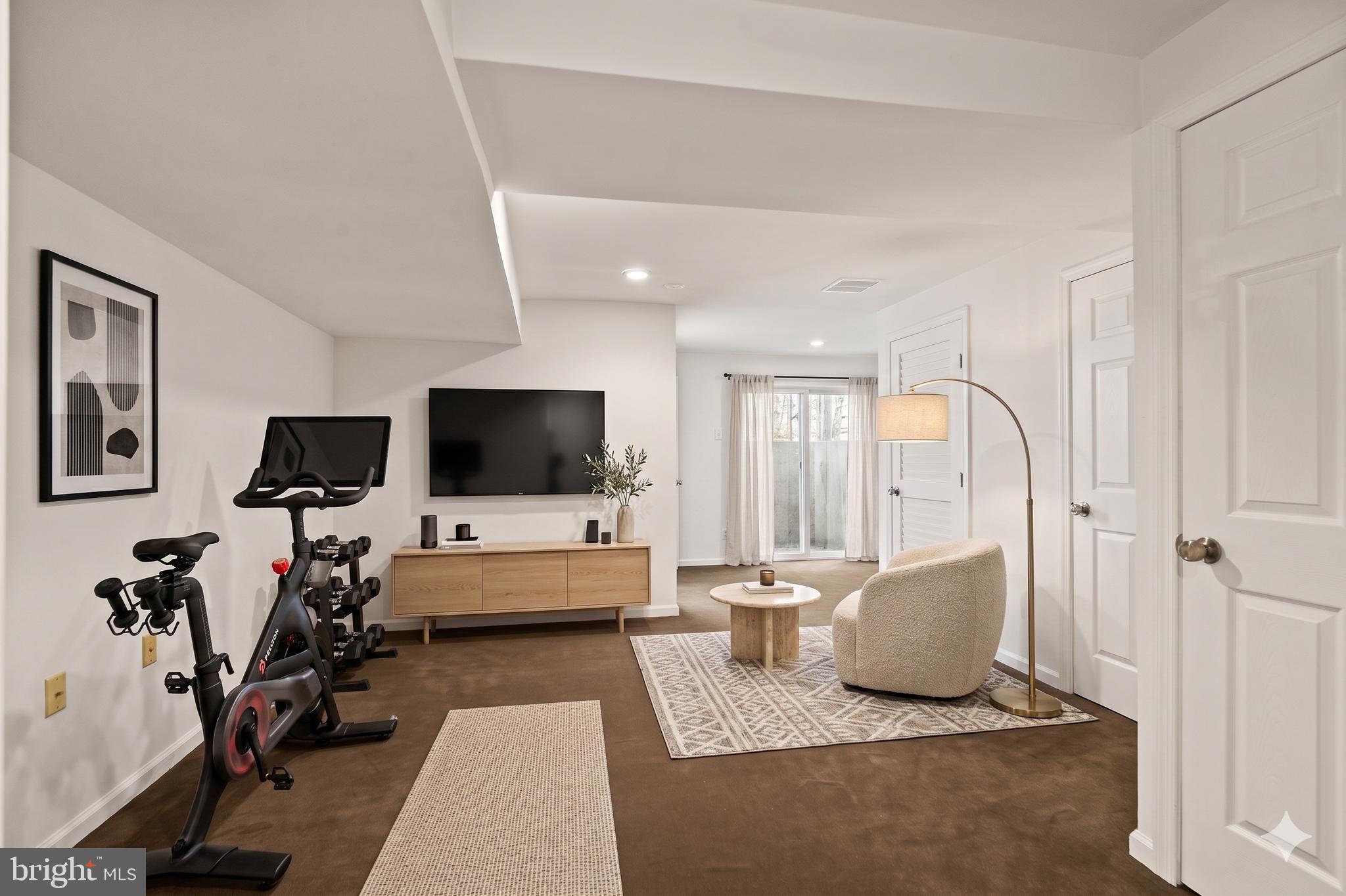 OXFORD CROSSING - Residential