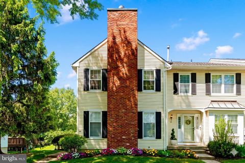 Townhouse For Sale - 63 Liberty Drive<br/> LANGHORNE, PA 19047