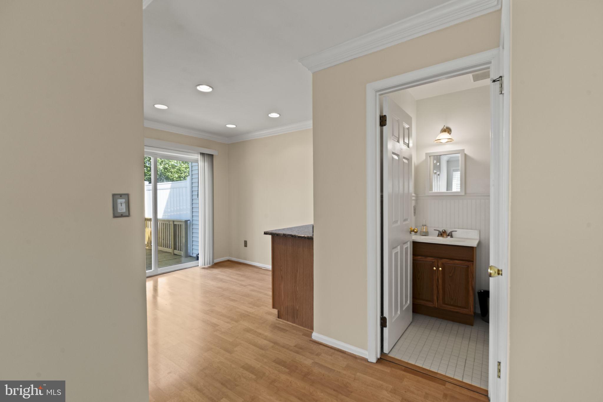 OXFORD CROSSING - Residential