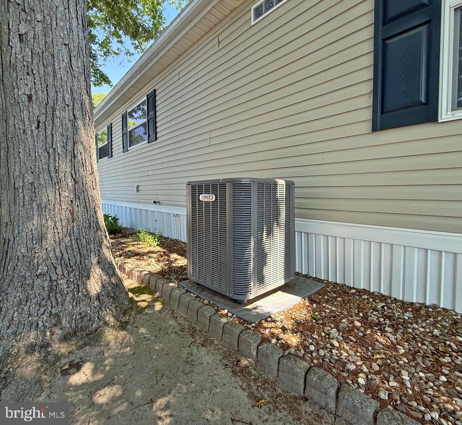 SILVERVIEW FARM MHP - Residential
