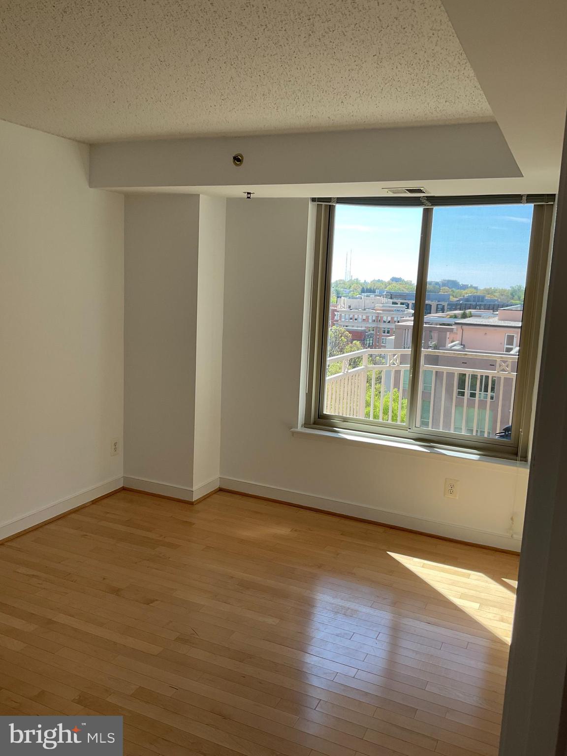 7500 WOODMONT AVENUE S1005