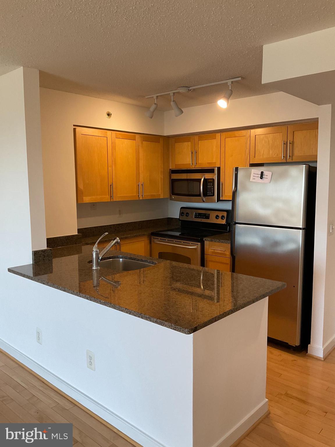 THE CHASE AT BETHESDA - Residential