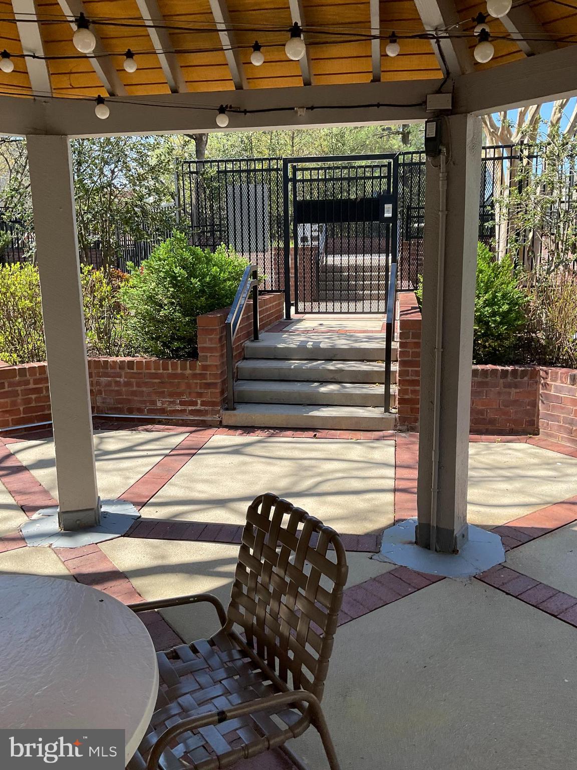 THE CHASE AT BETHESDA - Residential