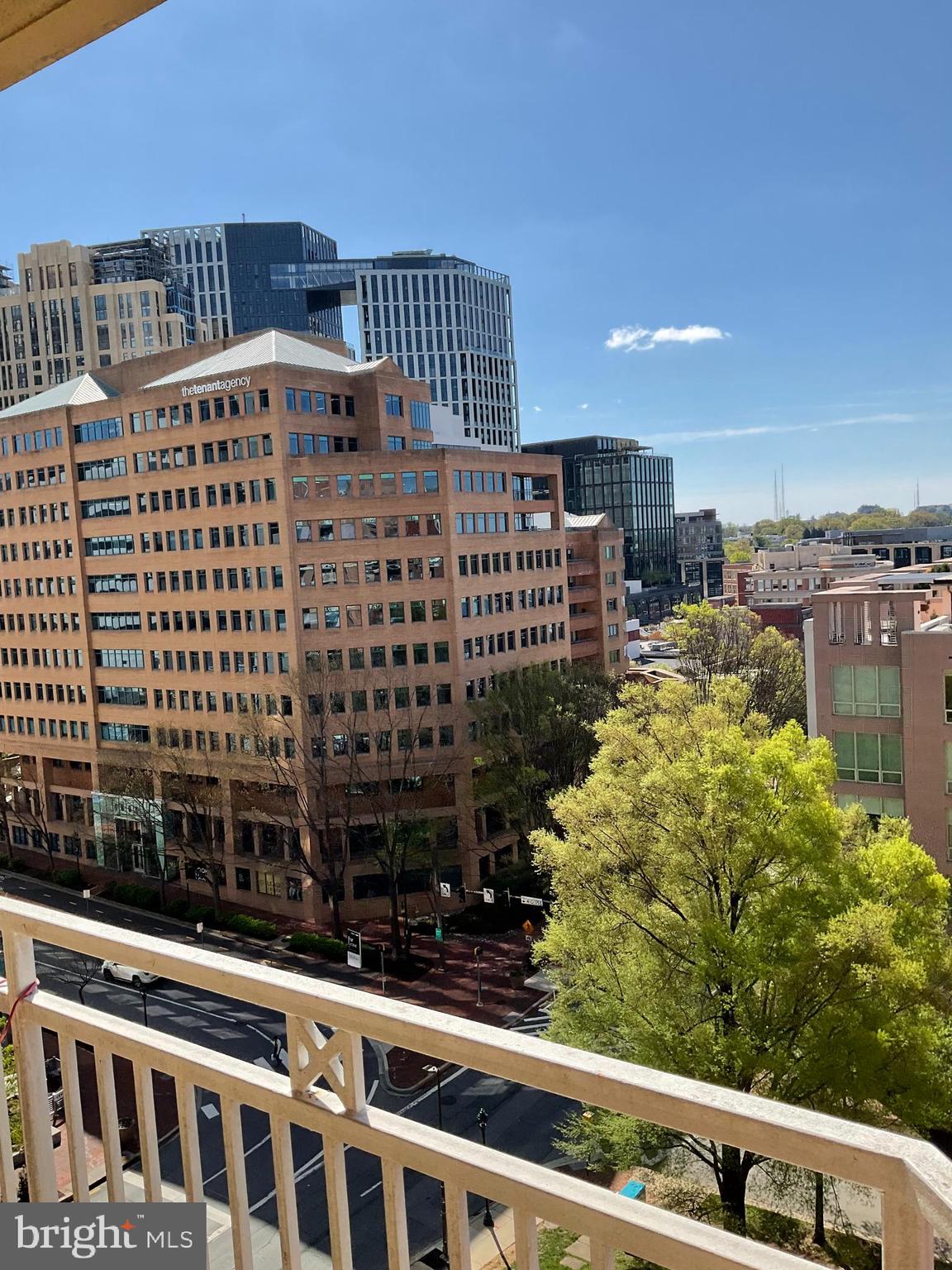 THE CHASE AT BETHESDA - Residential