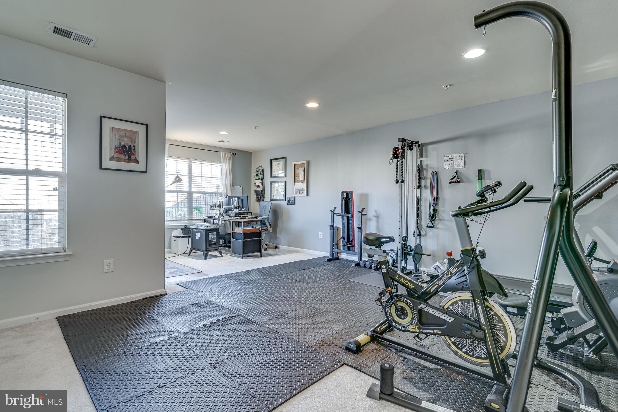 PINEY ORCHARD - Residential