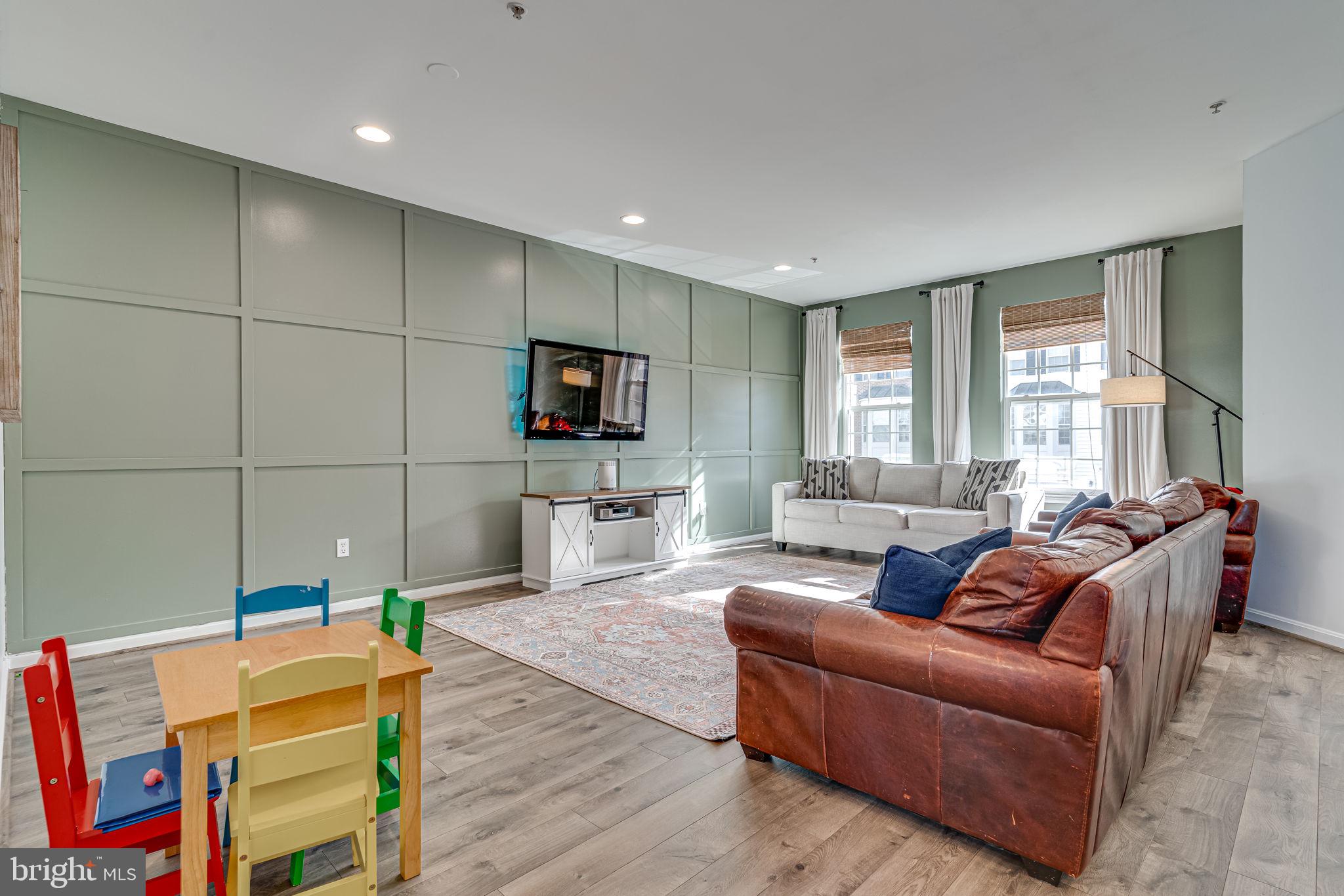 PINEY ORCHARD - Residential