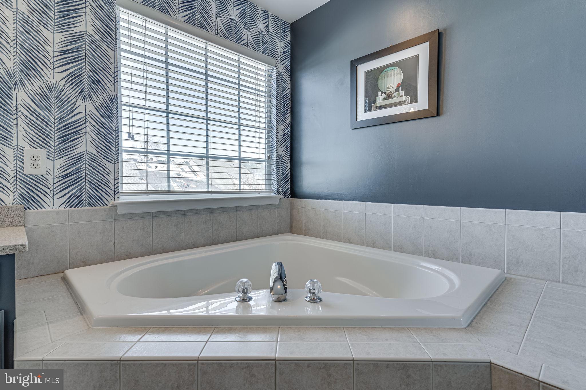 PINEY ORCHARD - Residential