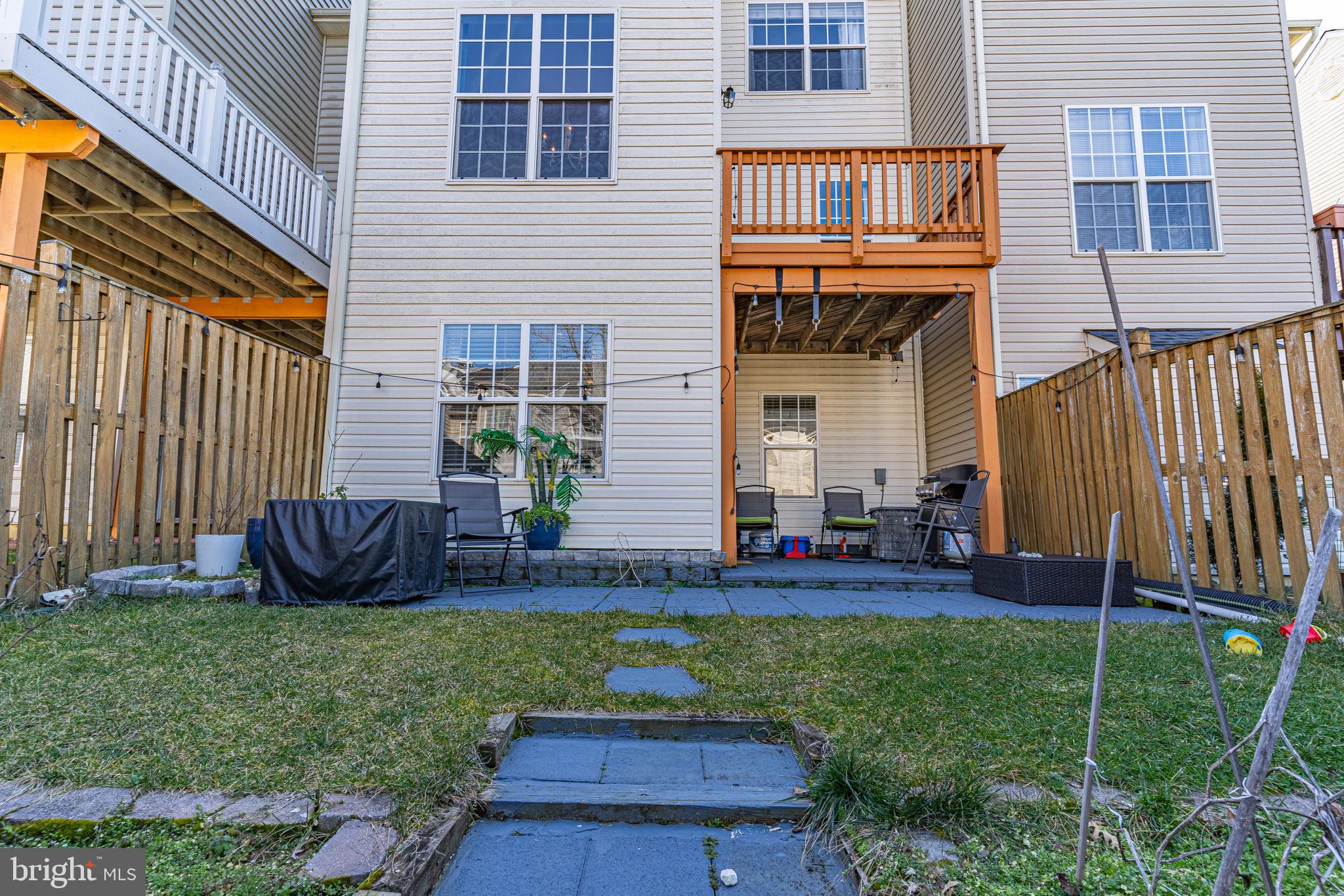 PINEY ORCHARD - Residential