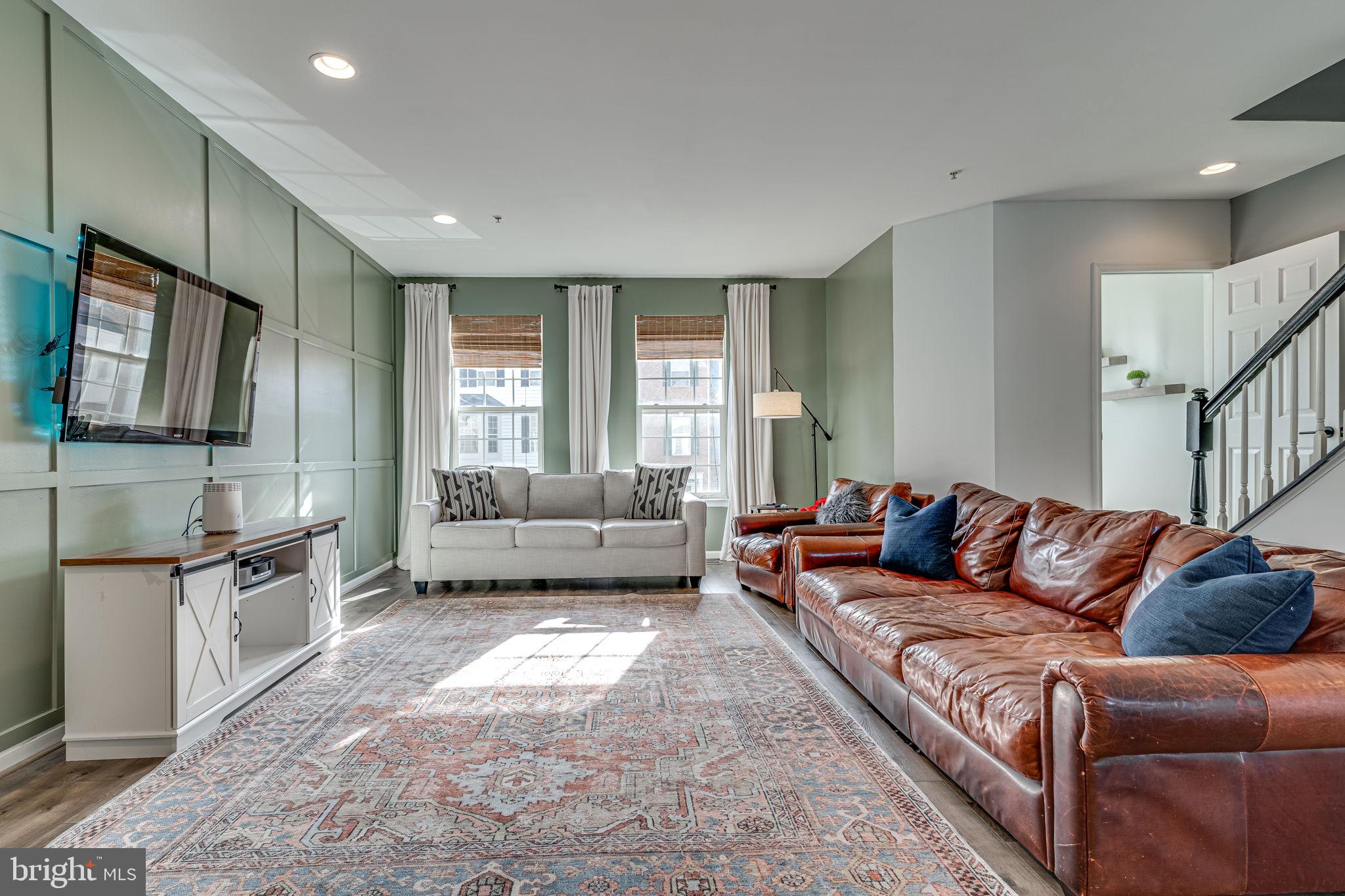 PINEY ORCHARD - Residential