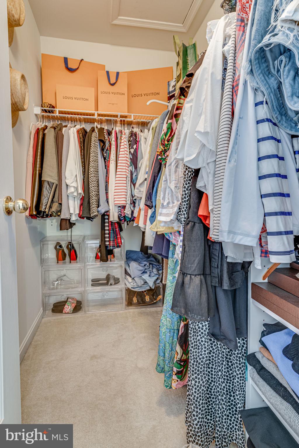 PINEY ORCHARD - Residential