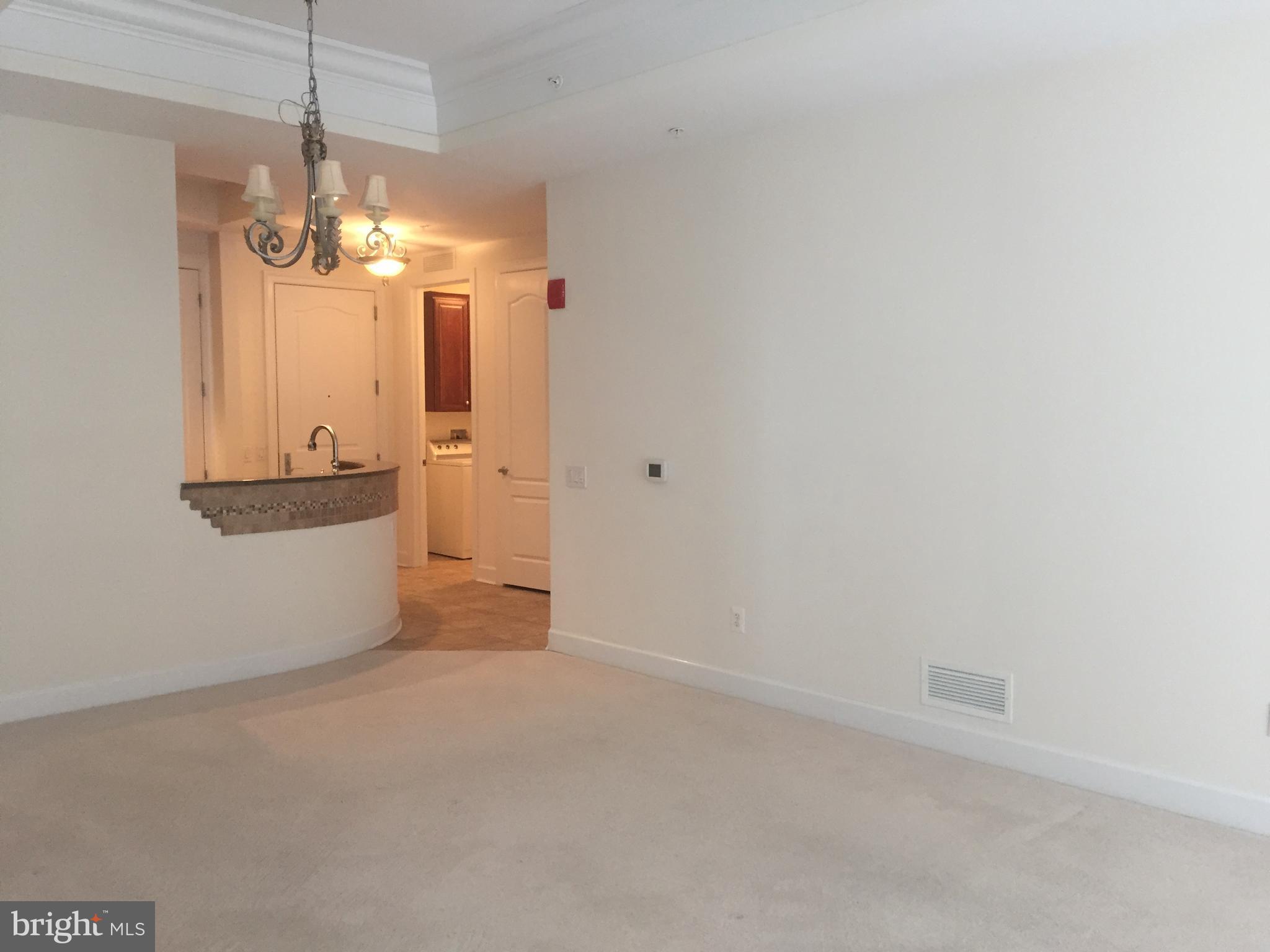 ANNAPOLIS TOWNE CENTRE - Residential Lease