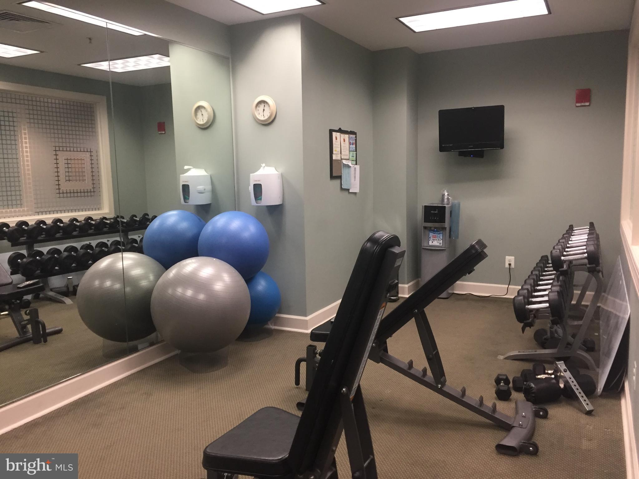 ANNAPOLIS TOWNE CENTRE - Residential Lease