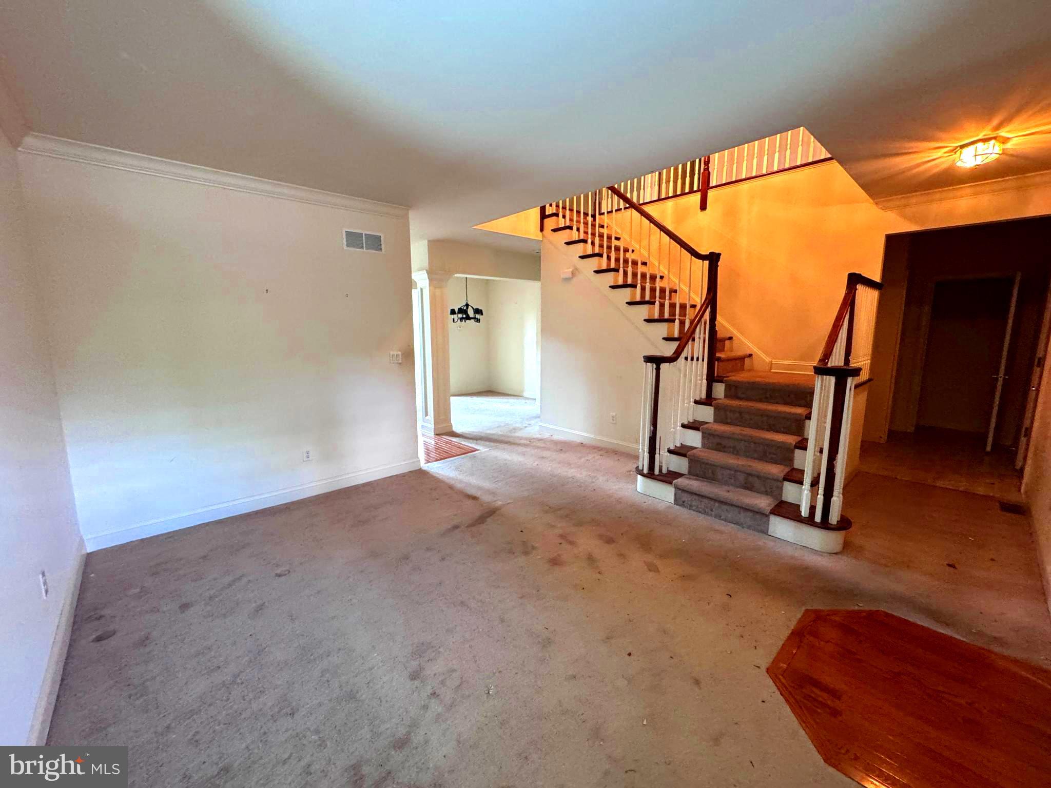 ST JAMES COURT - Residential