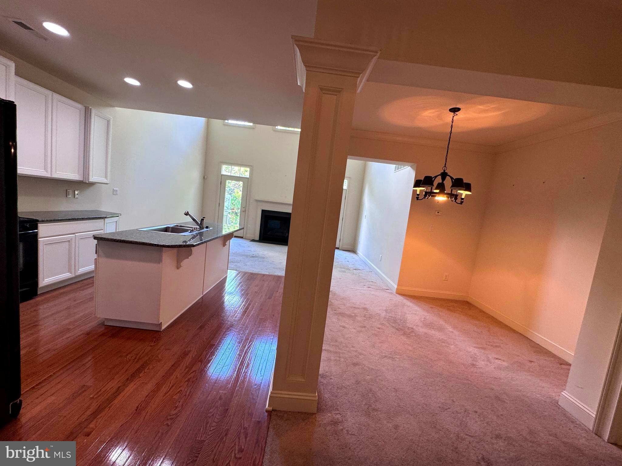 ST JAMES COURT - Residential