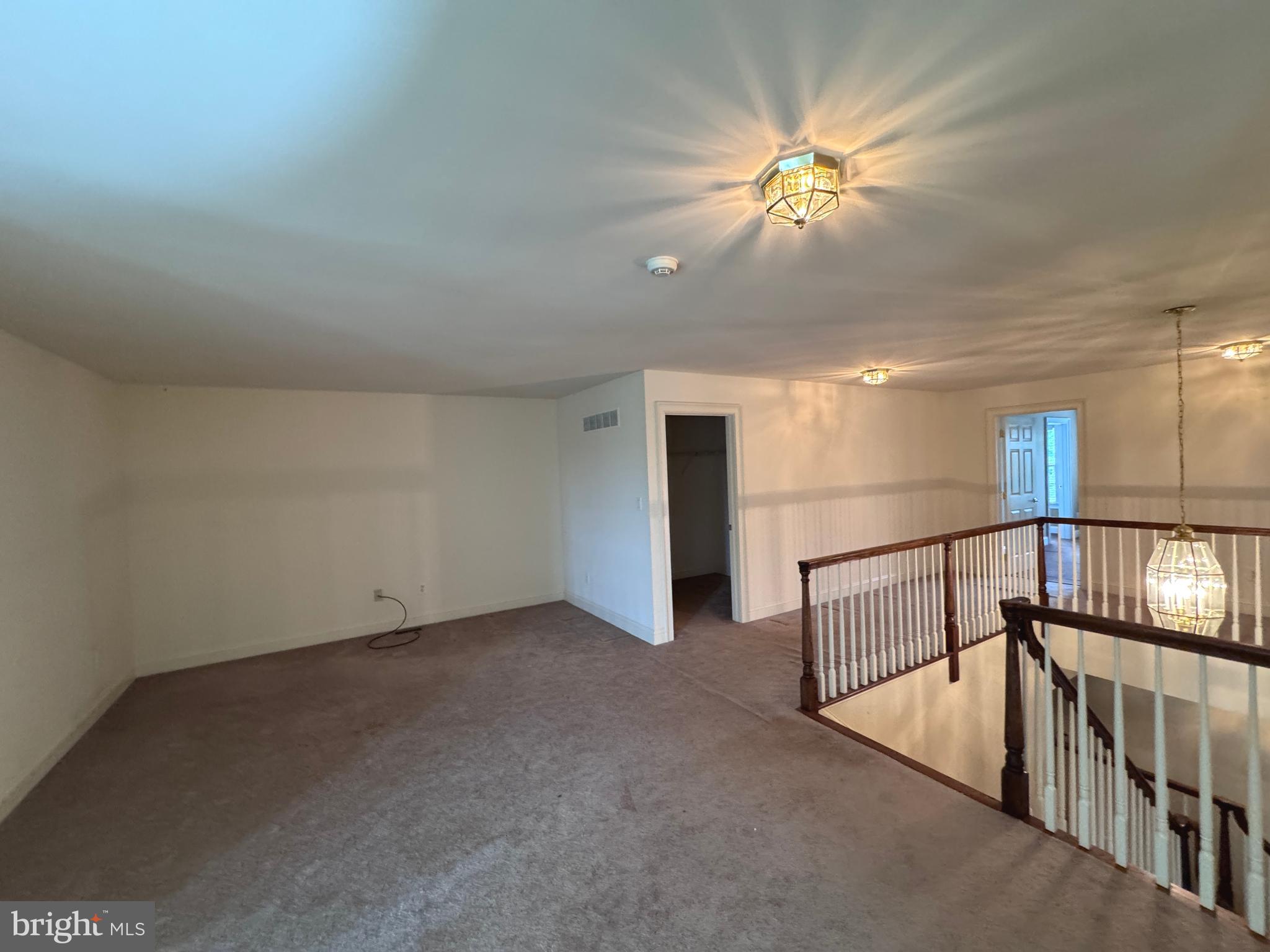 ST JAMES COURT - Residential