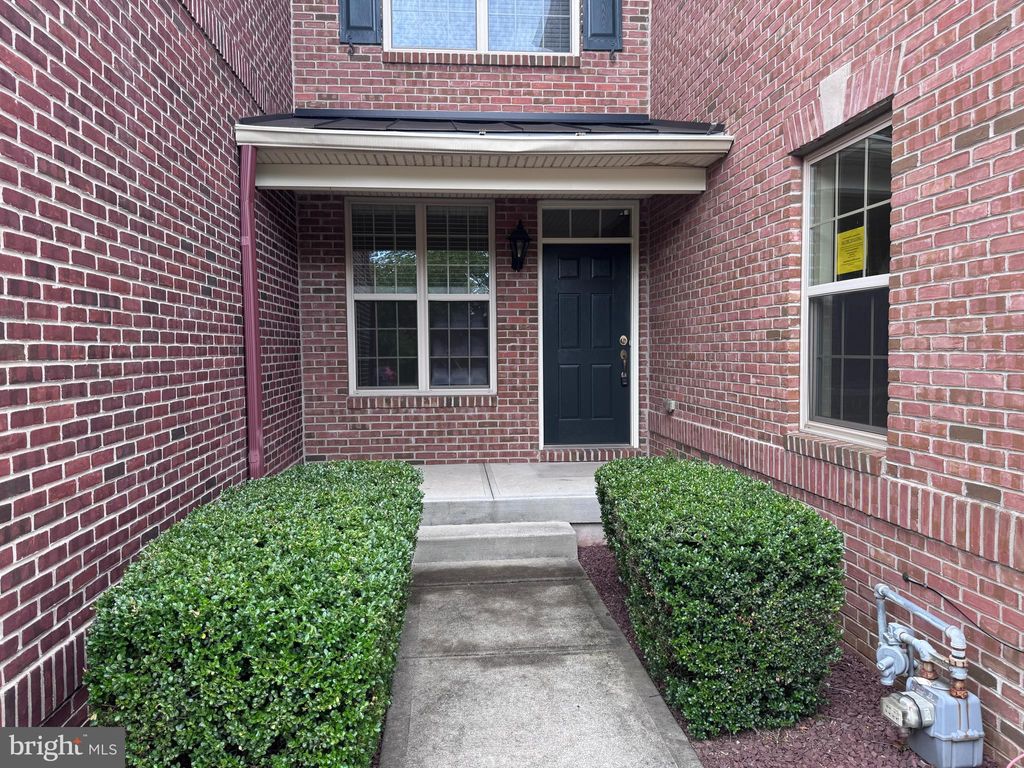 Photo of 623 Saint James Court, LANGHORNE, PA 19047 (MLS # PABU2100758)