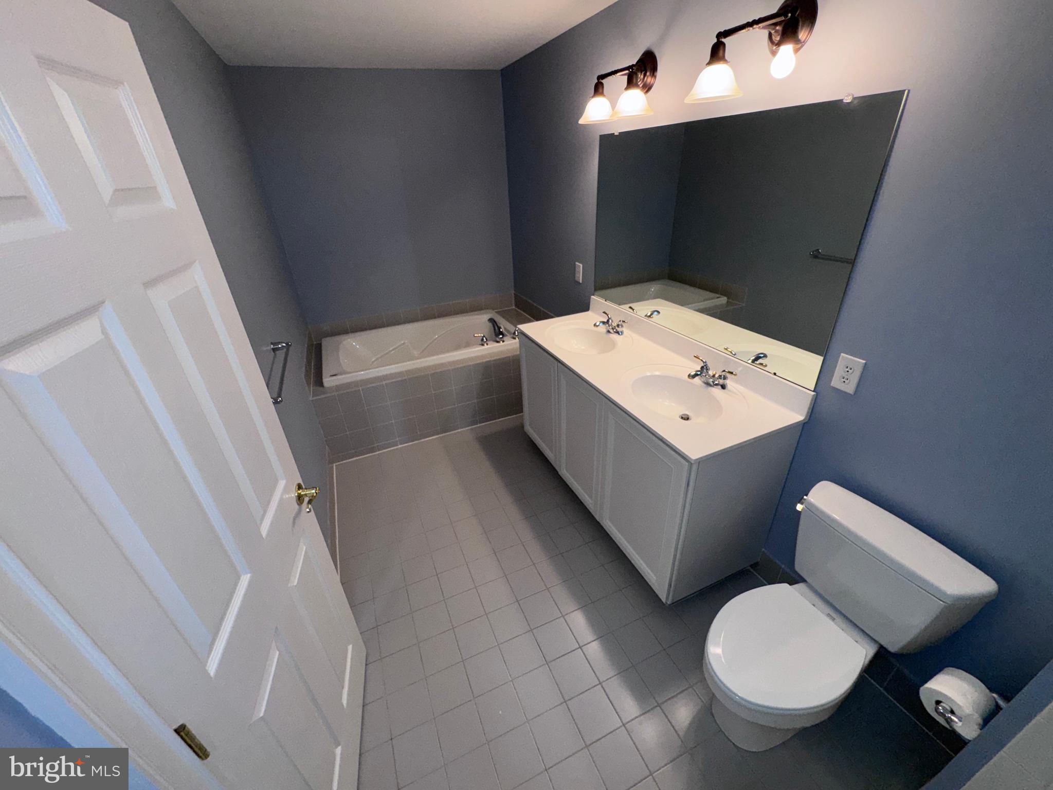 ST JAMES COURT - Residential