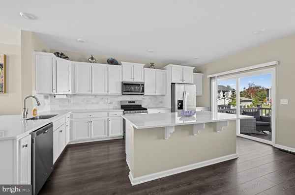 38 ROME WAY, MOUNT LAUREL, NJ 08054 - Image e1da7bd1dc4e6f523d0edcfebceb0e8e/1680156978