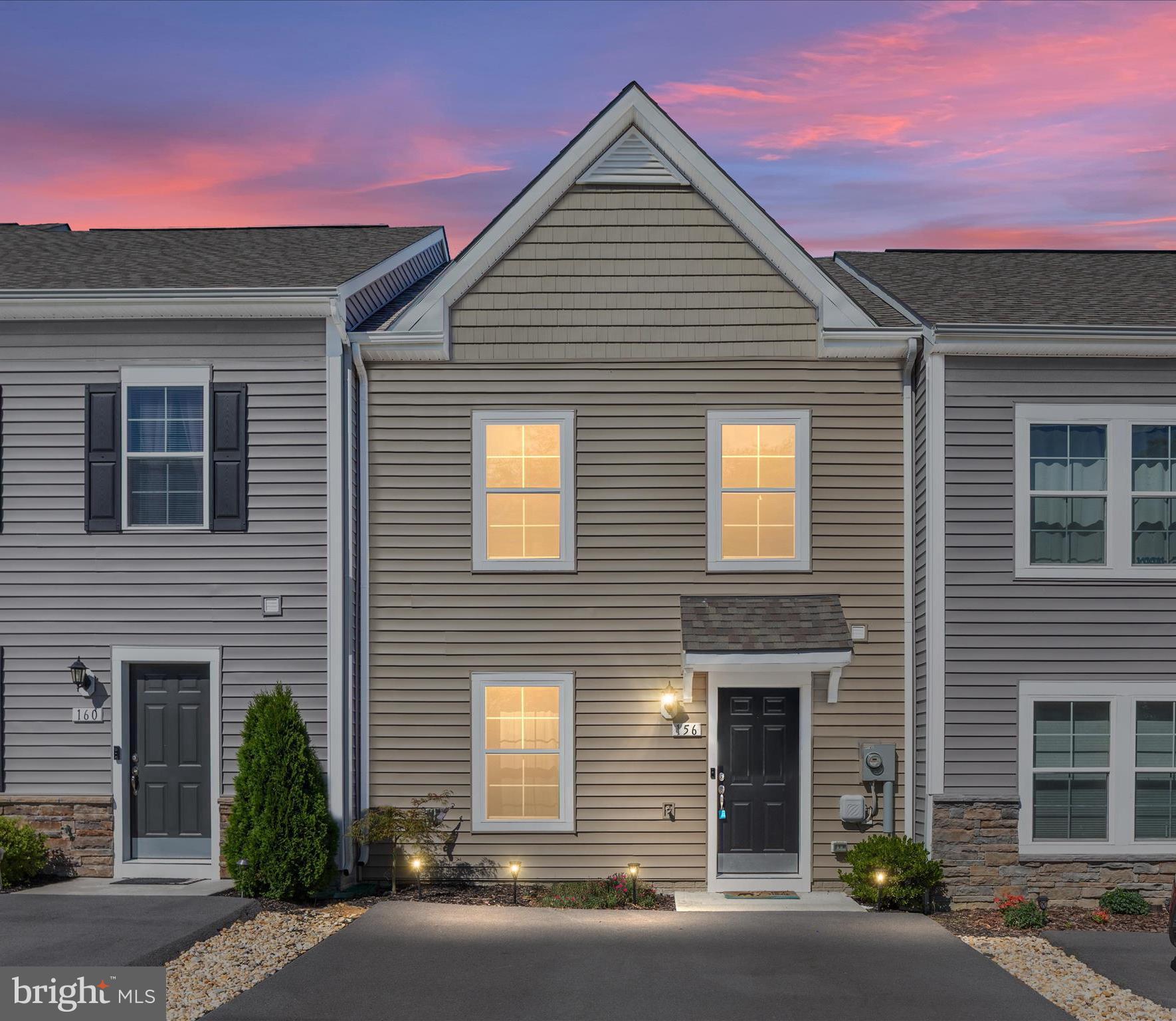 WHISPERING PINES - Residential