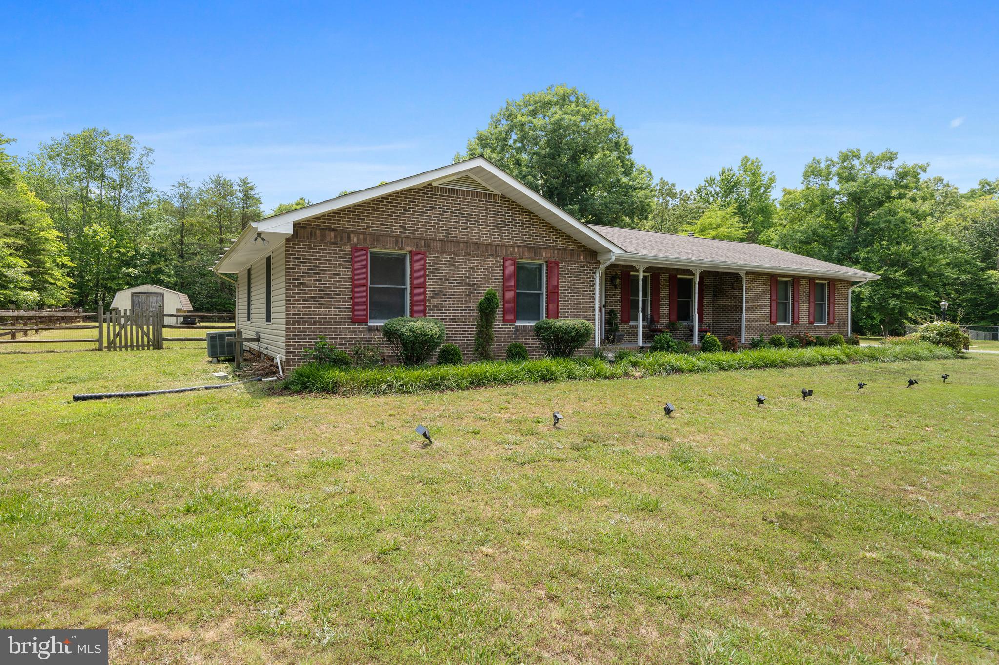 ASHLAND ACRES - Residential