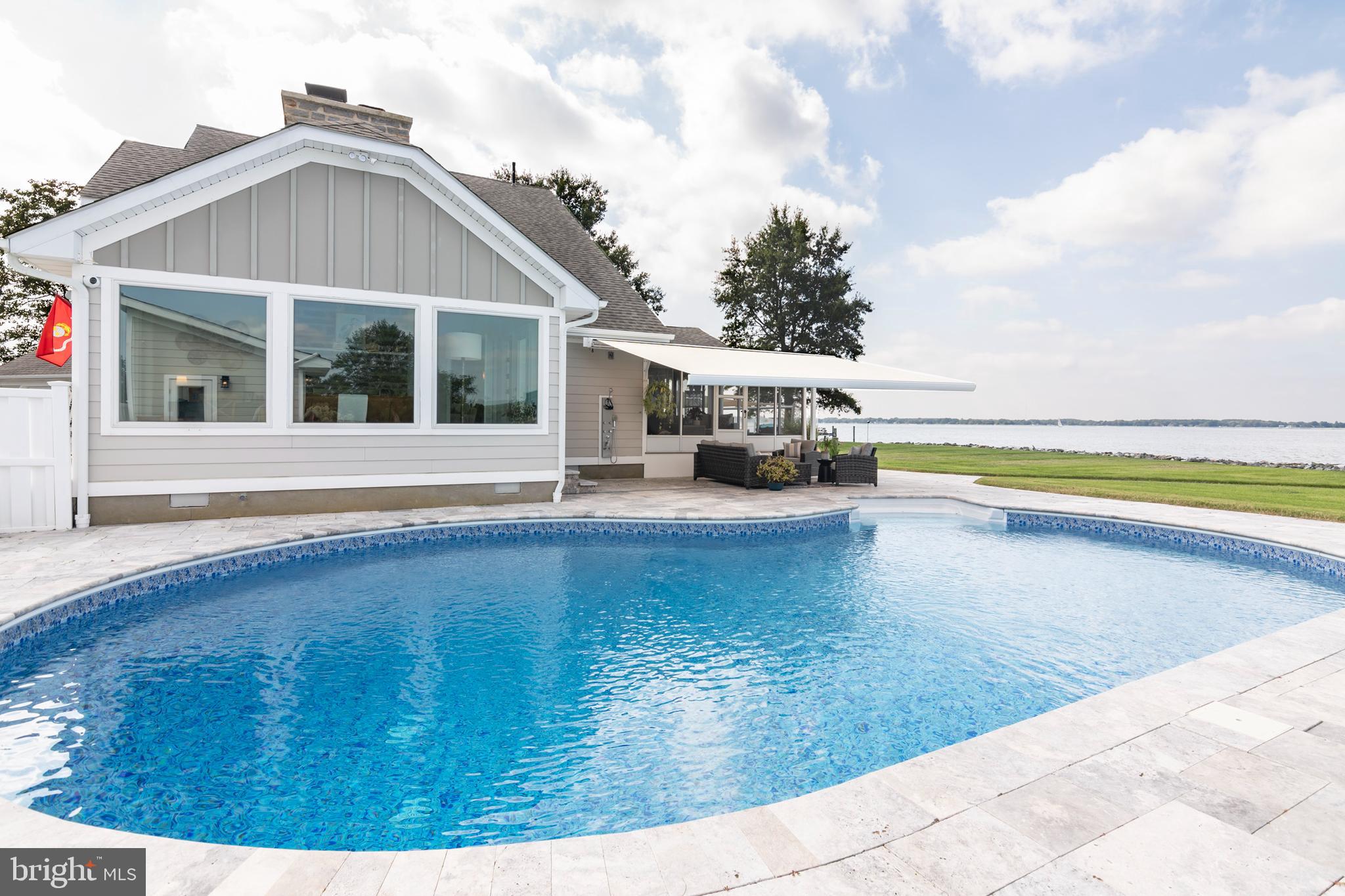 FERRY POINT - Residential