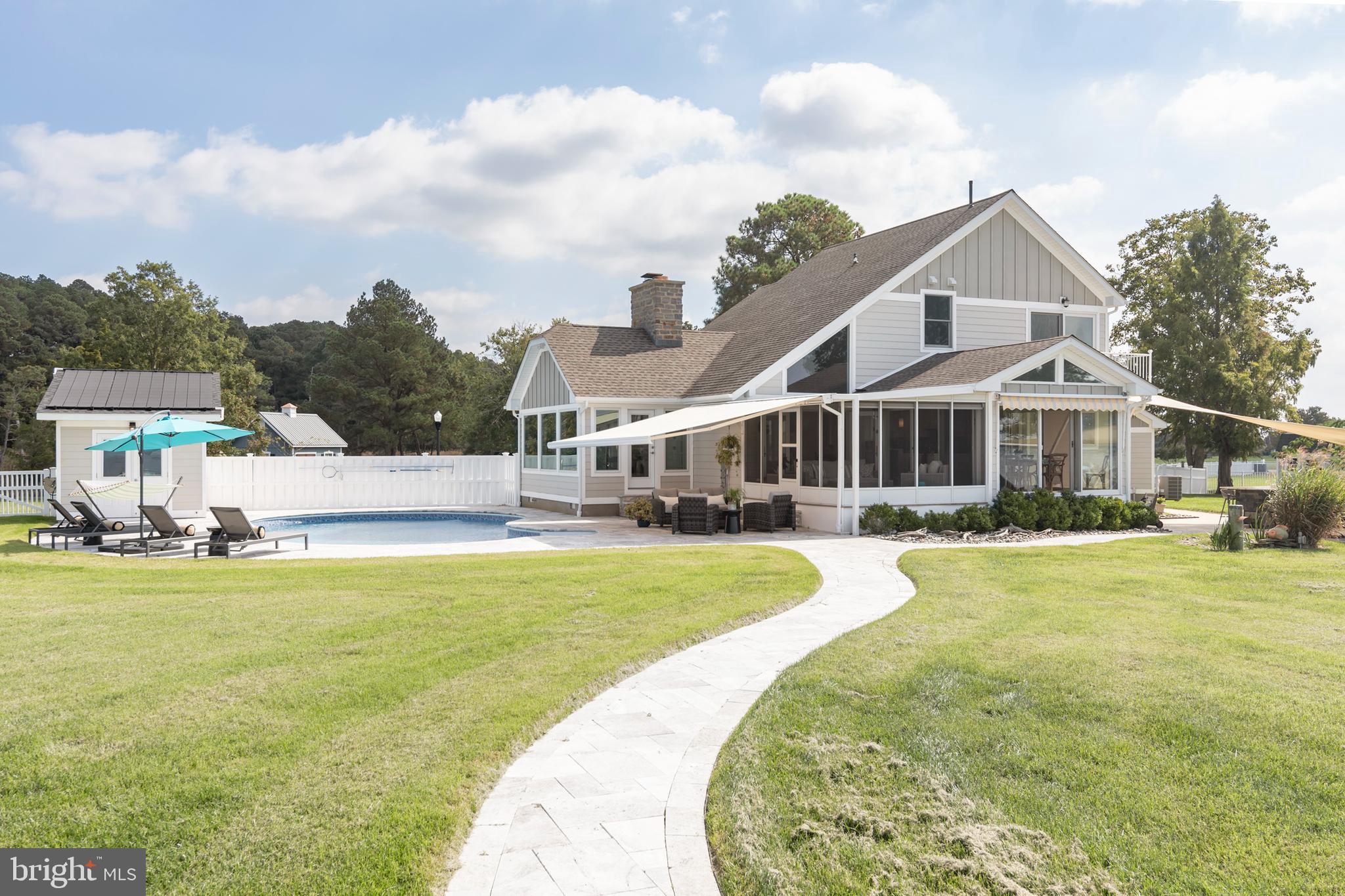 FERRY POINT - Residential