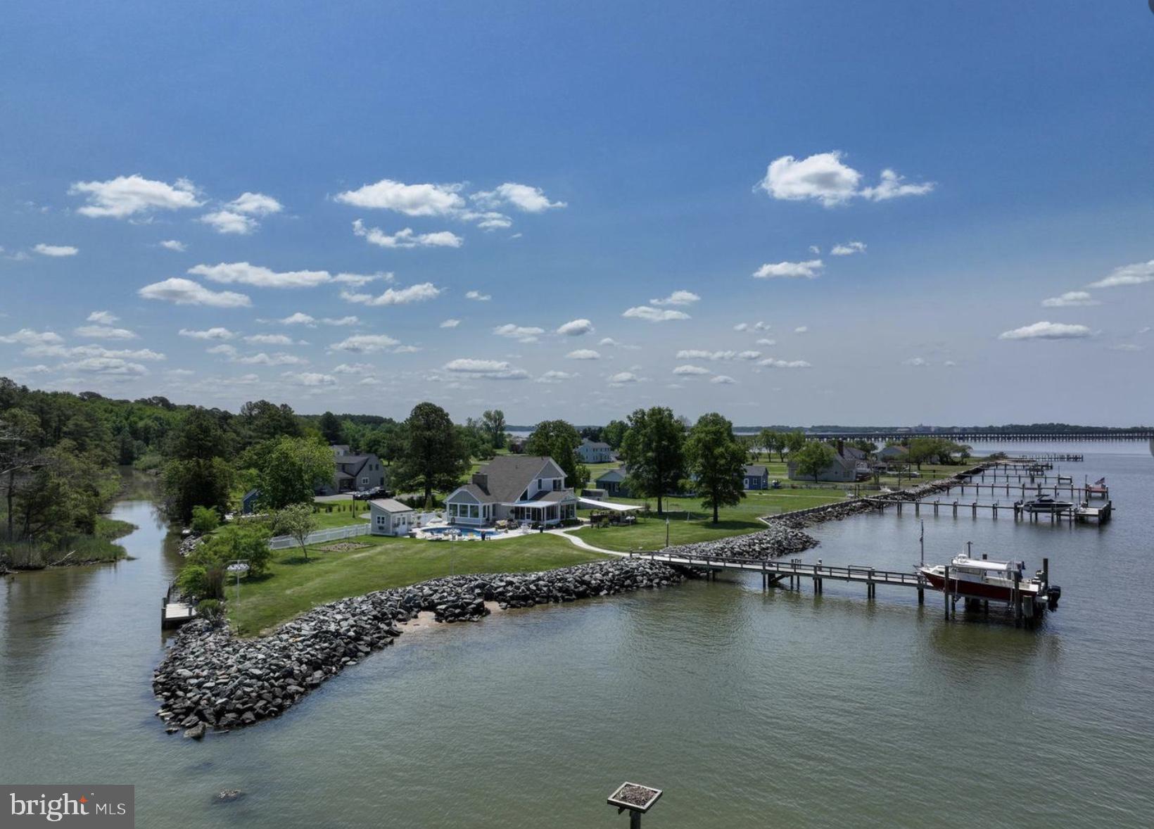 FERRY POINT - Residential