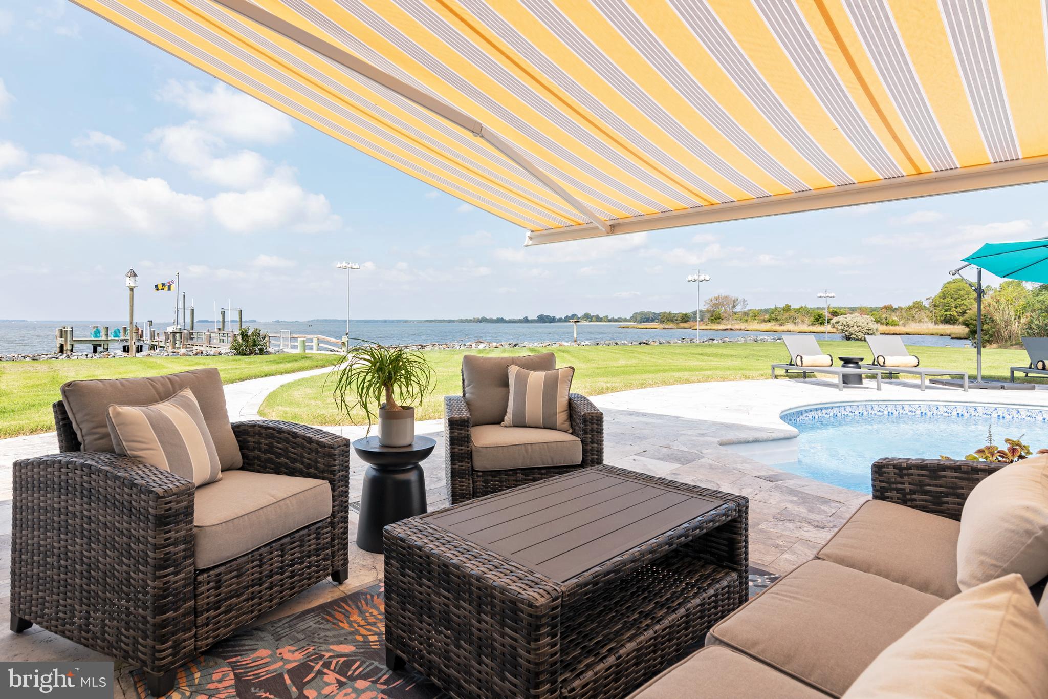 FERRY POINT - Residential