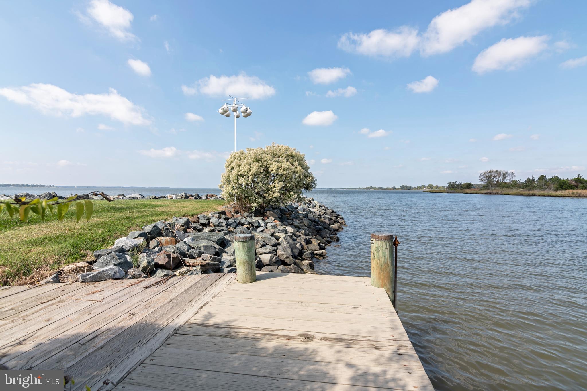 FERRY POINT - Residential