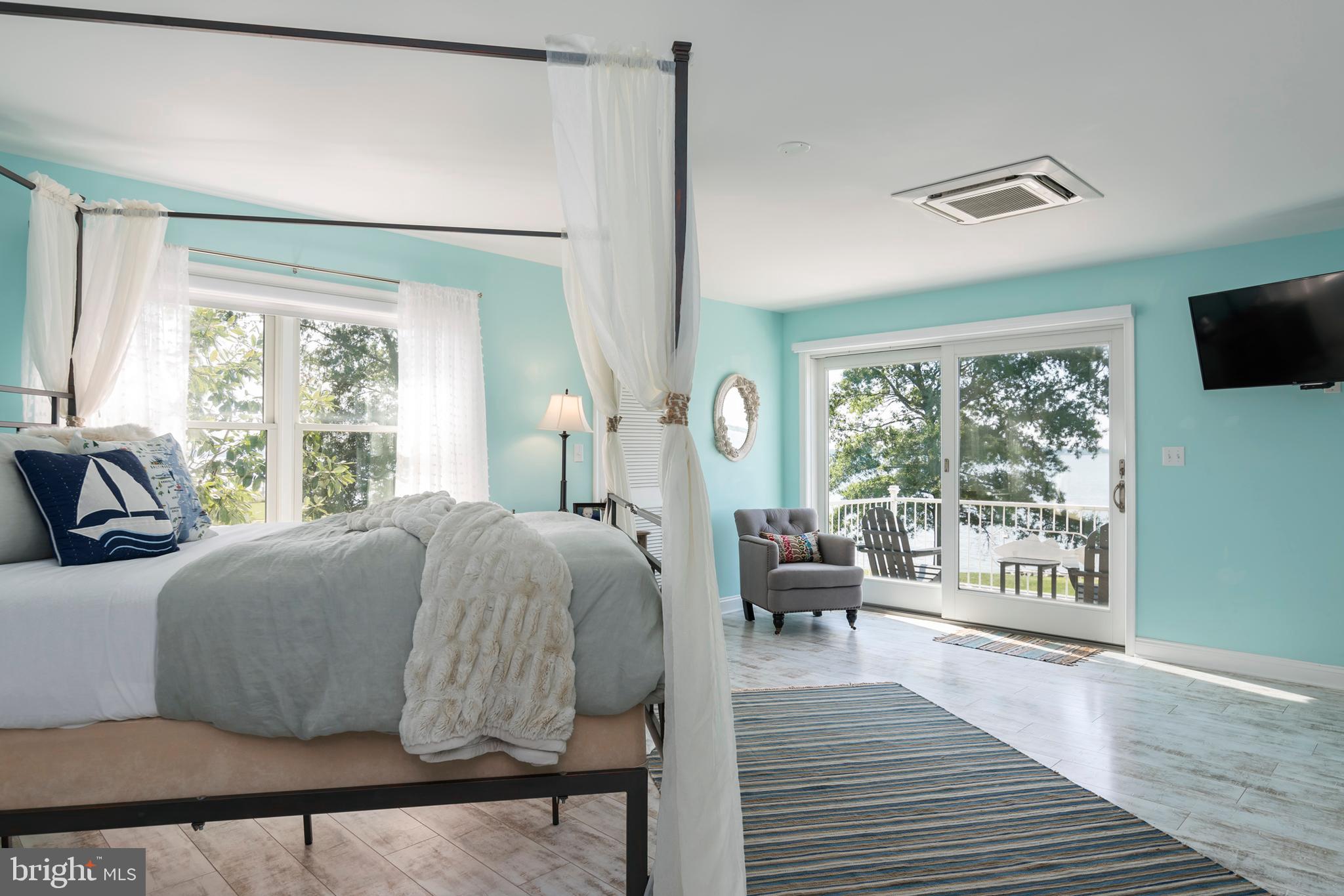 FERRY POINT - Residential