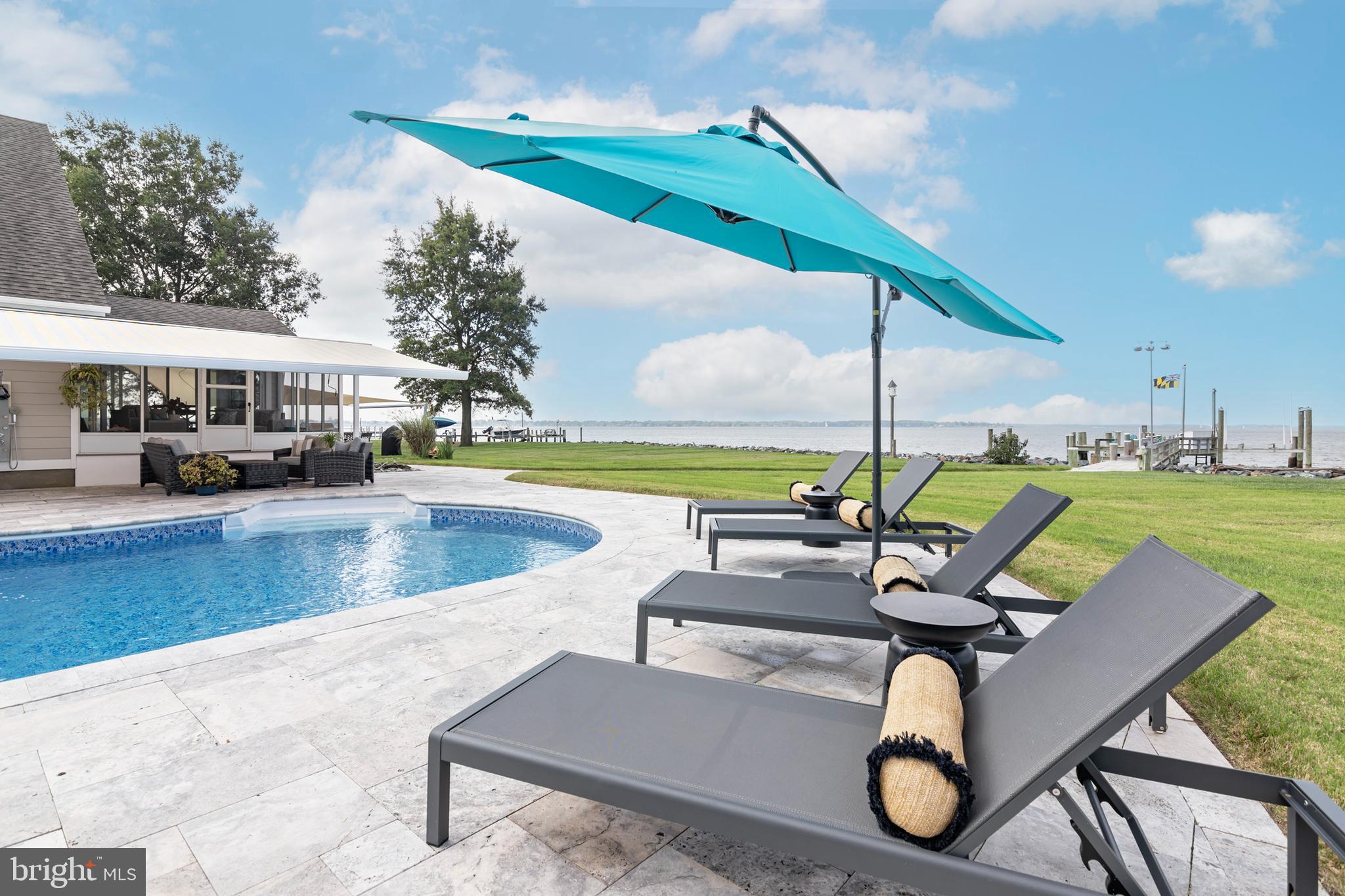 FERRY POINT - Residential