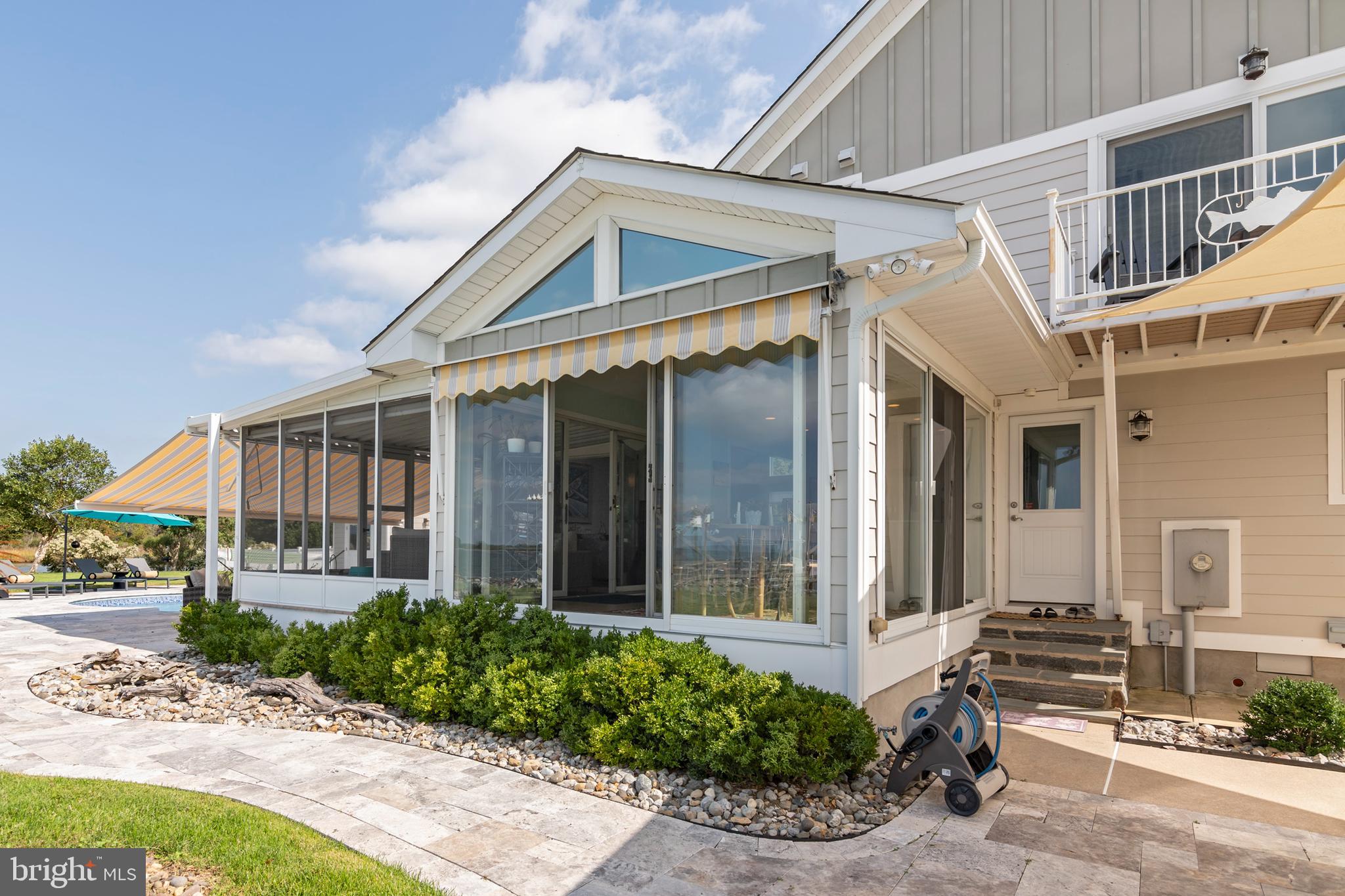 FERRY POINT - Residential