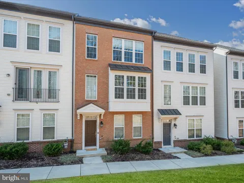 MLS: MDMC2165100
