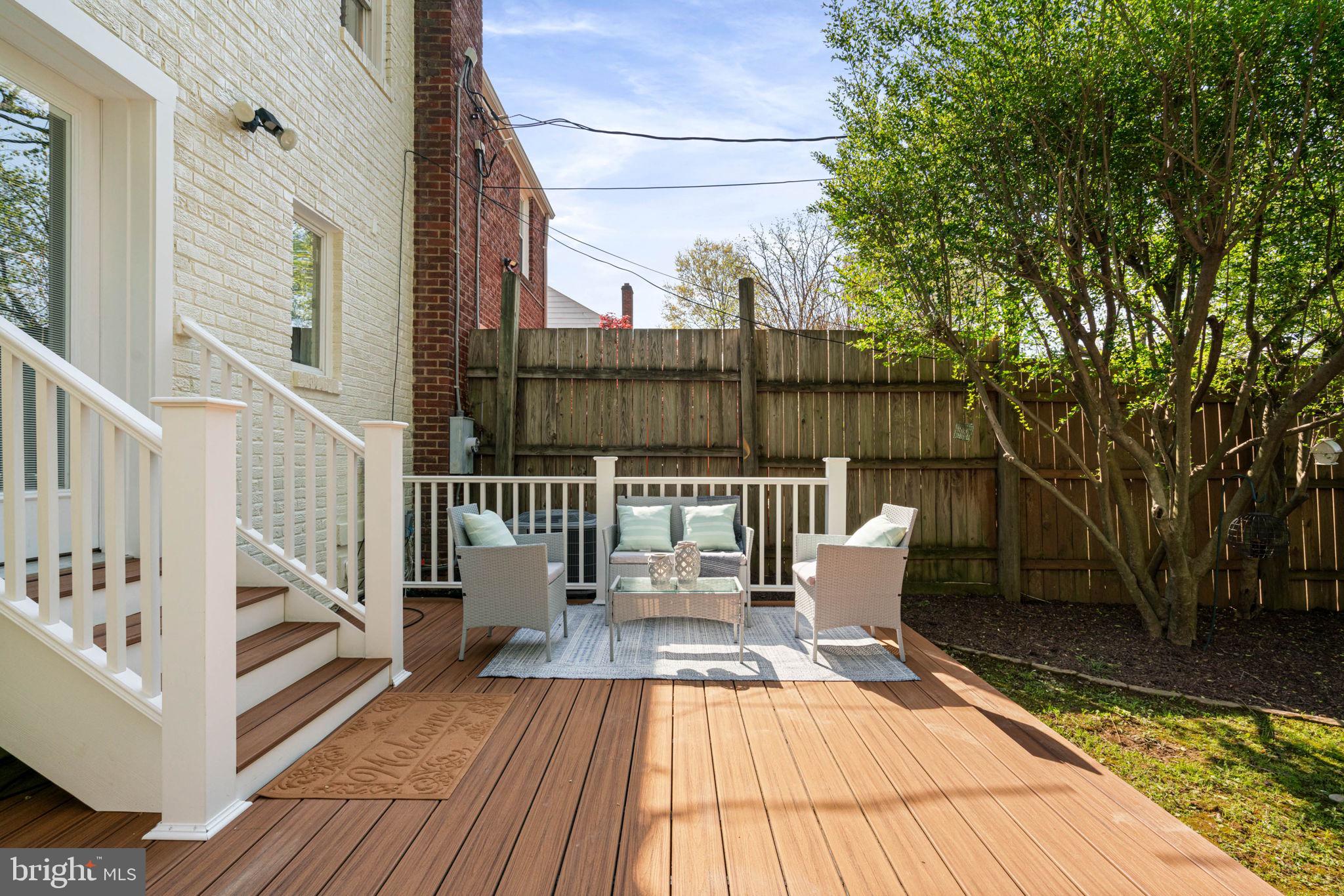 JEFFERSON MANOR - Residential