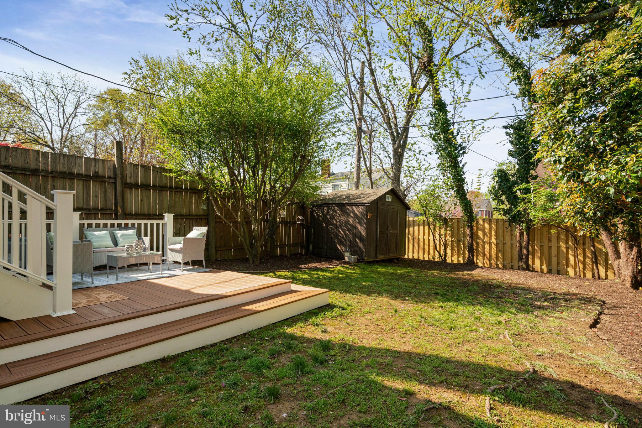 JEFFERSON MANOR - Residential