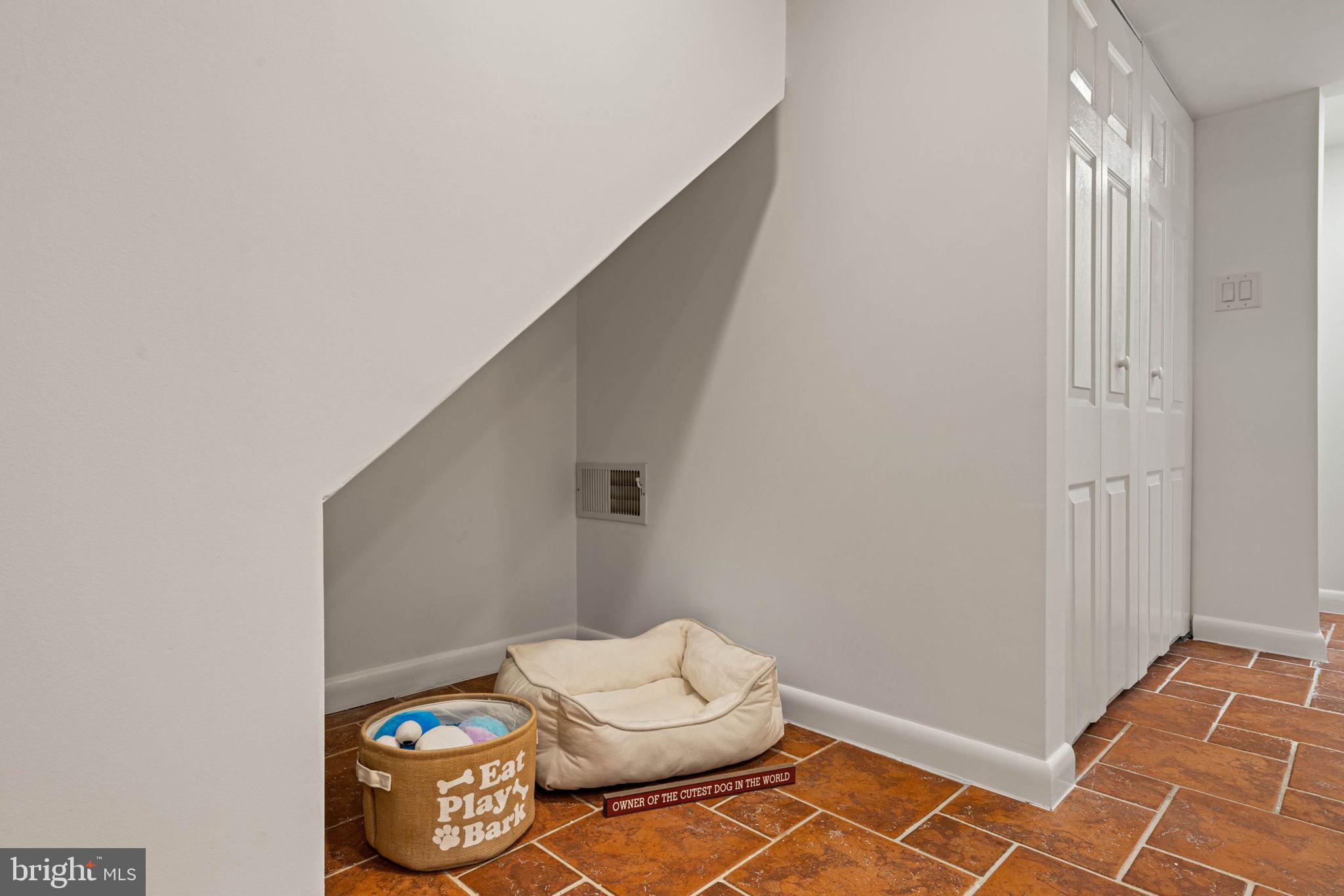 JEFFERSON MANOR - Residential