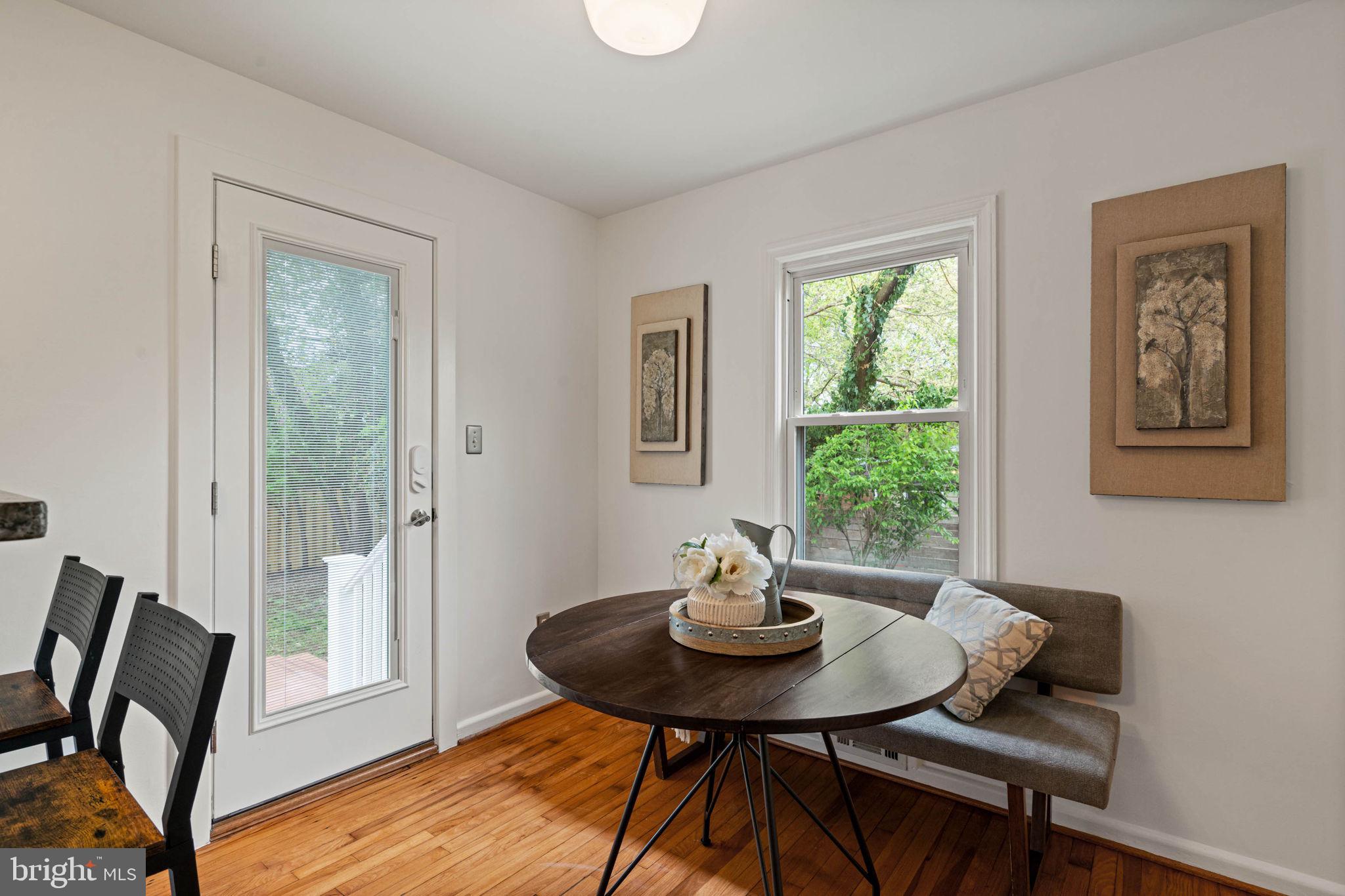 JEFFERSON MANOR - Residential