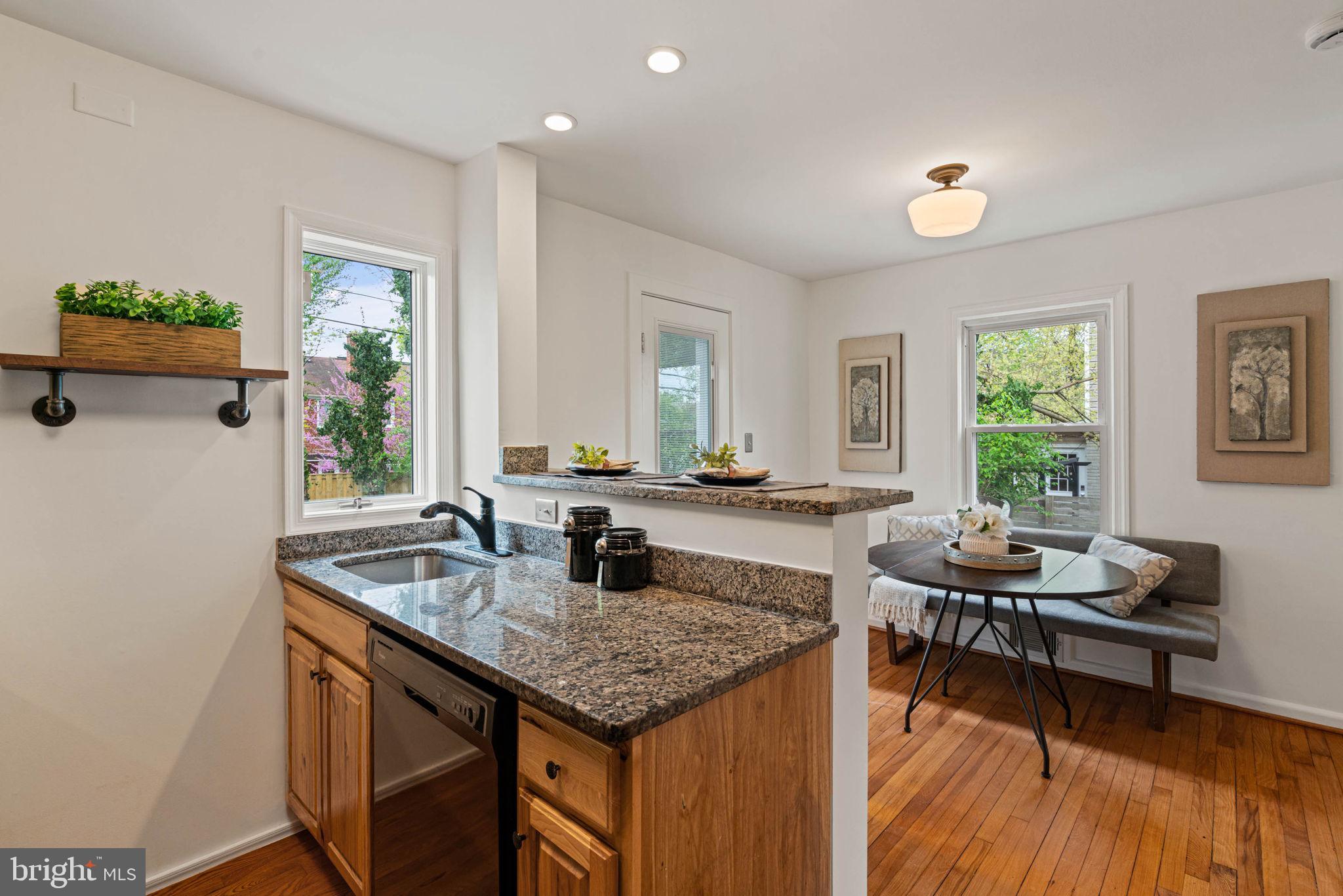 JEFFERSON MANOR - Residential