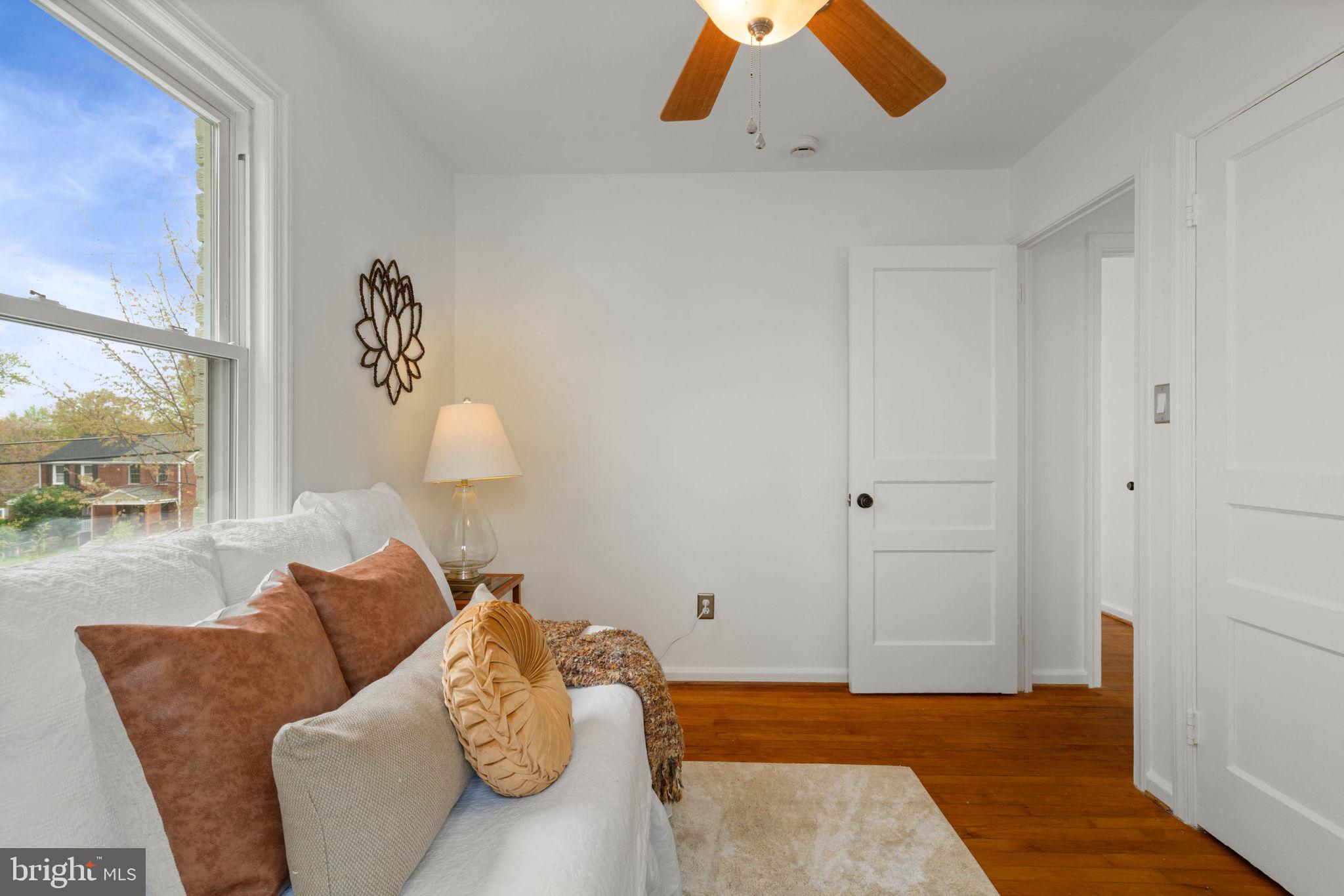 JEFFERSON MANOR - Residential