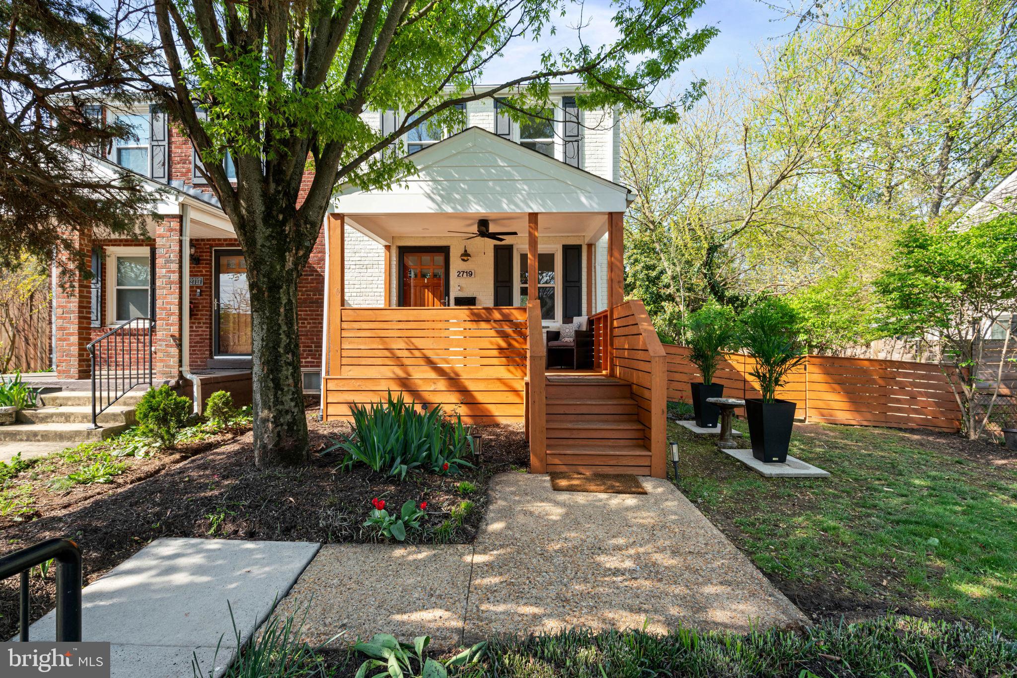 JEFFERSON MANOR - Residential