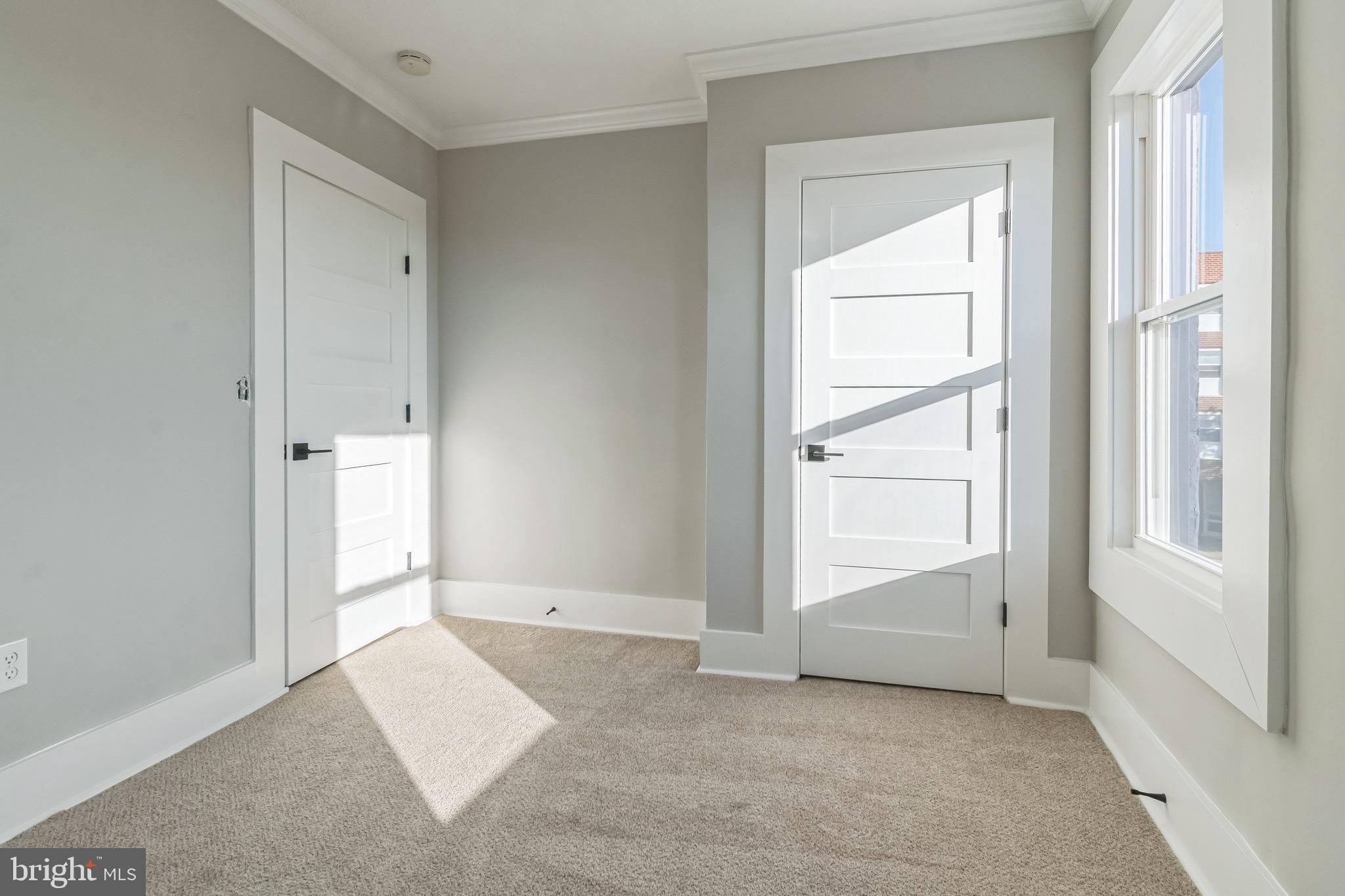 OLIVER - Residential Lease