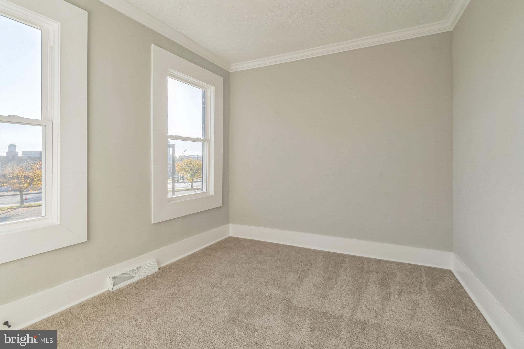 OLIVER - Residential Lease