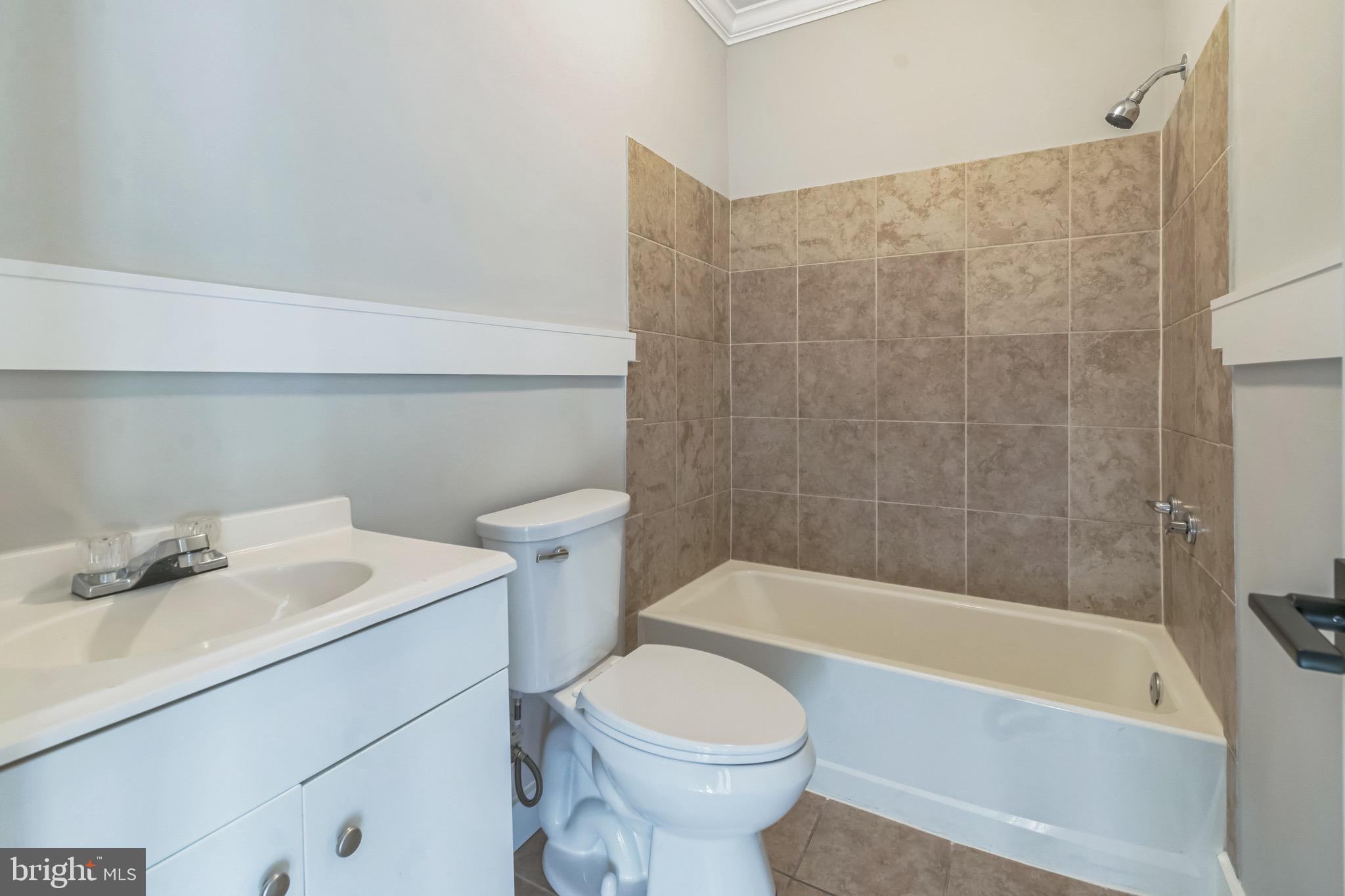 OLIVER - Residential Lease