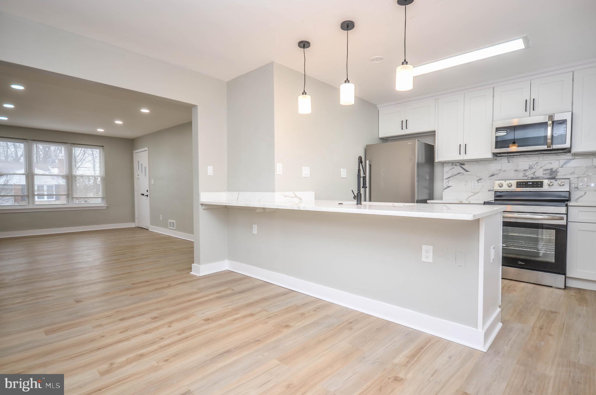 ADELPHI HILLS - Residential